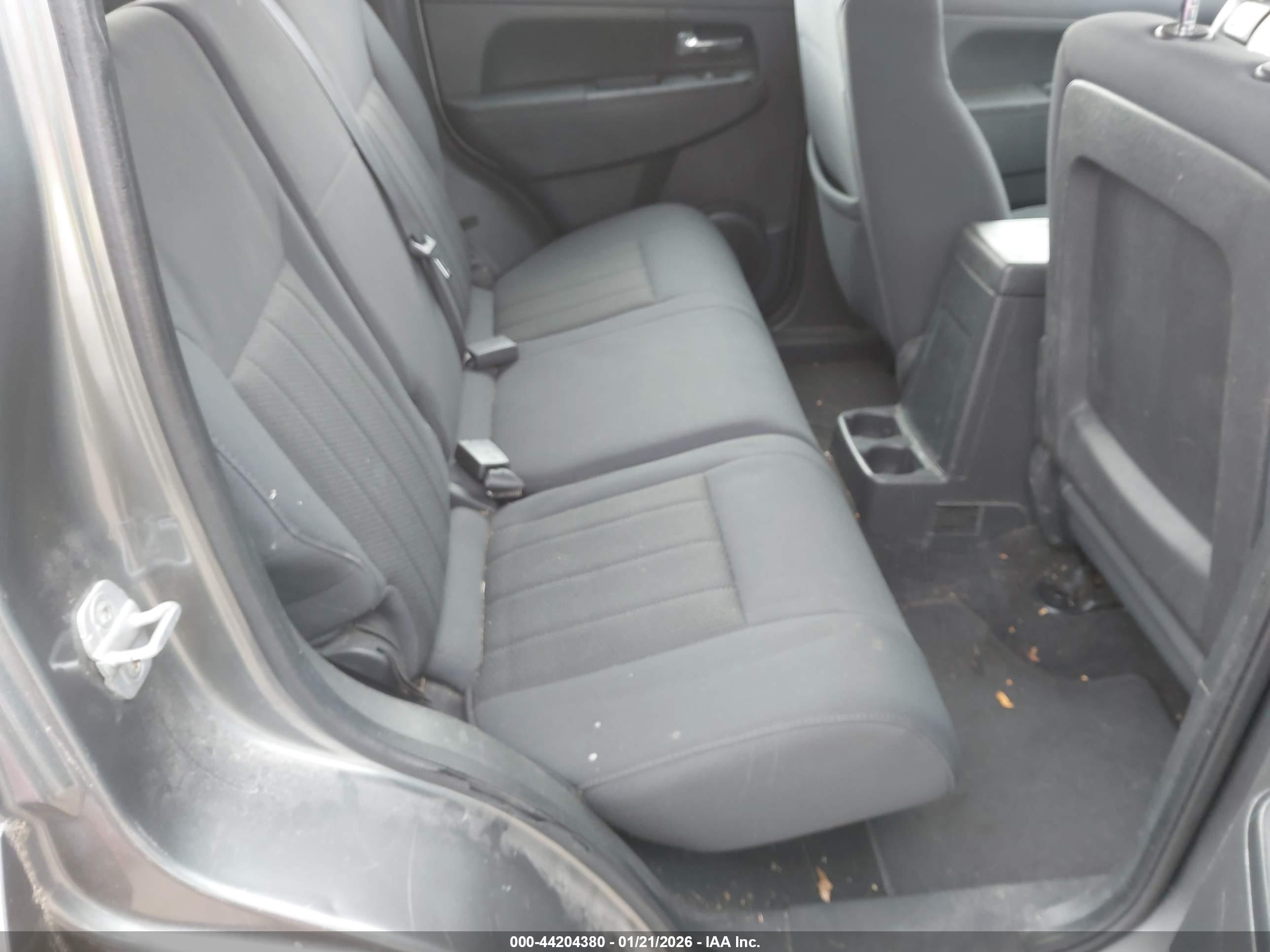 JEEP LIBERTY image 8