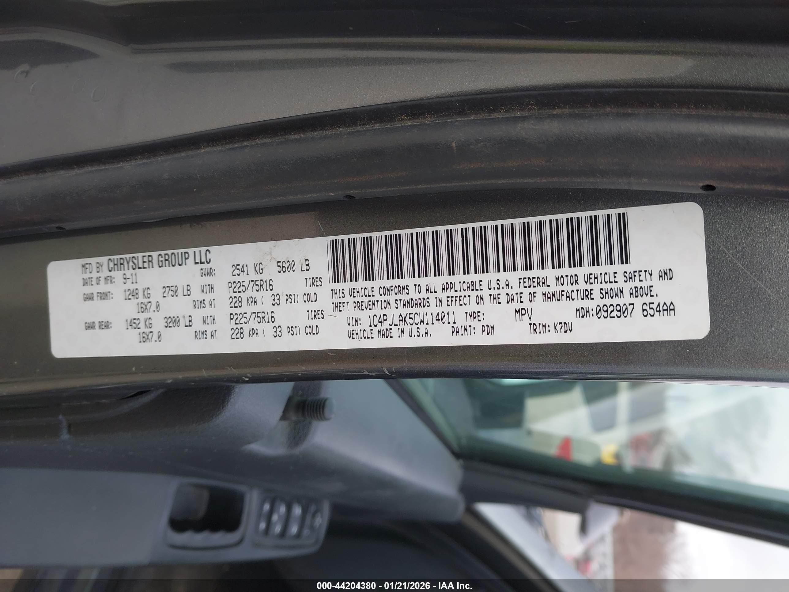 JEEP LIBERTY image 9