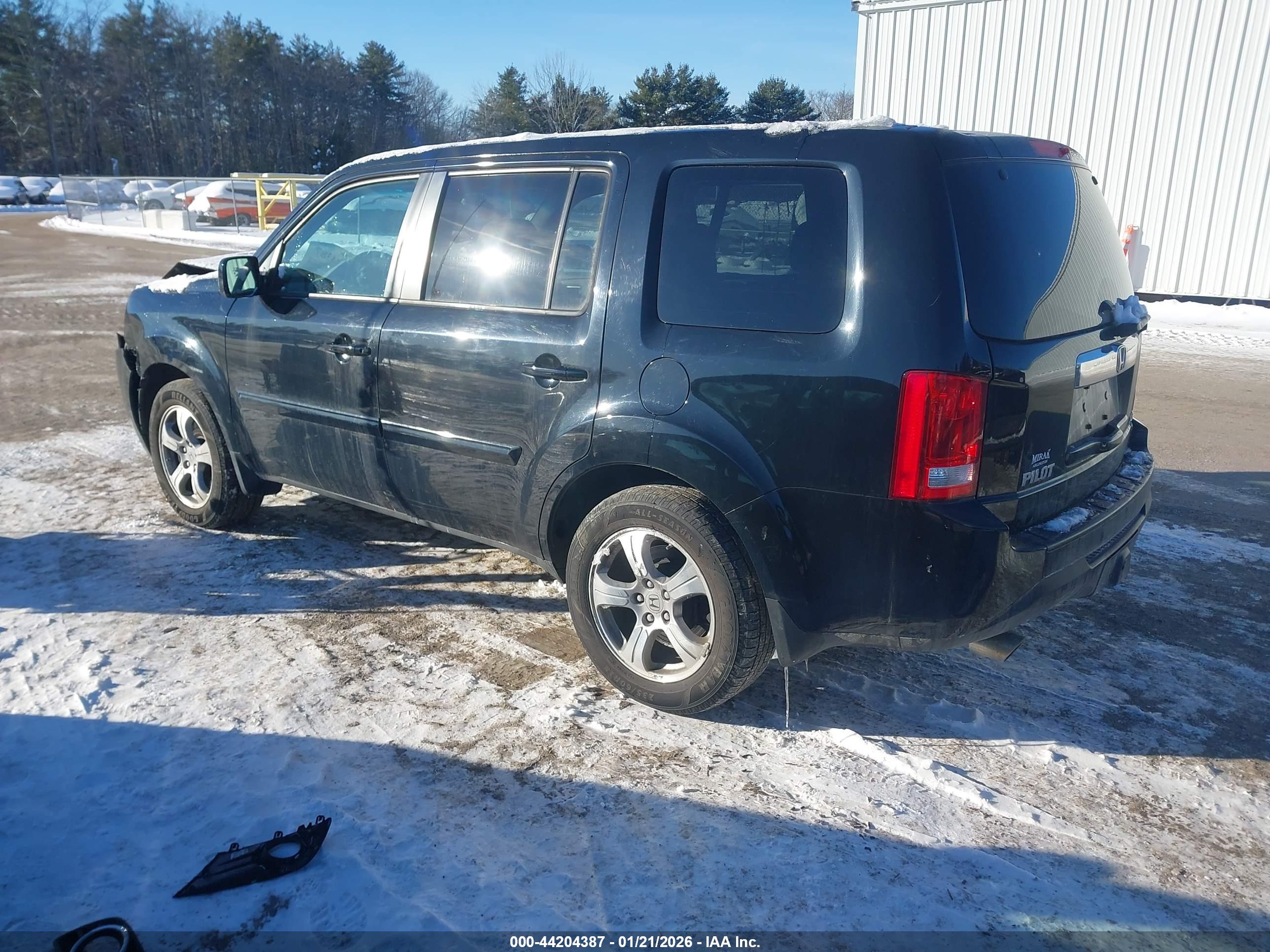 HONDA PILOT image 3