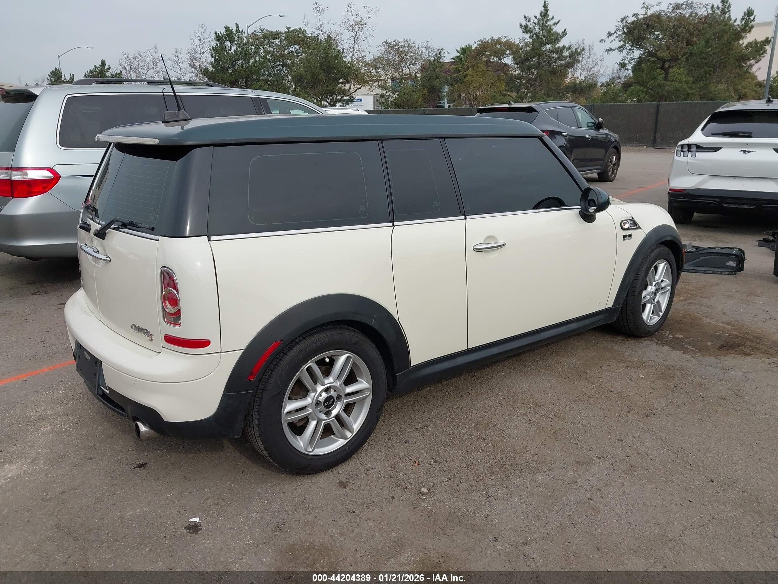 MINI CLUBMAN image 4