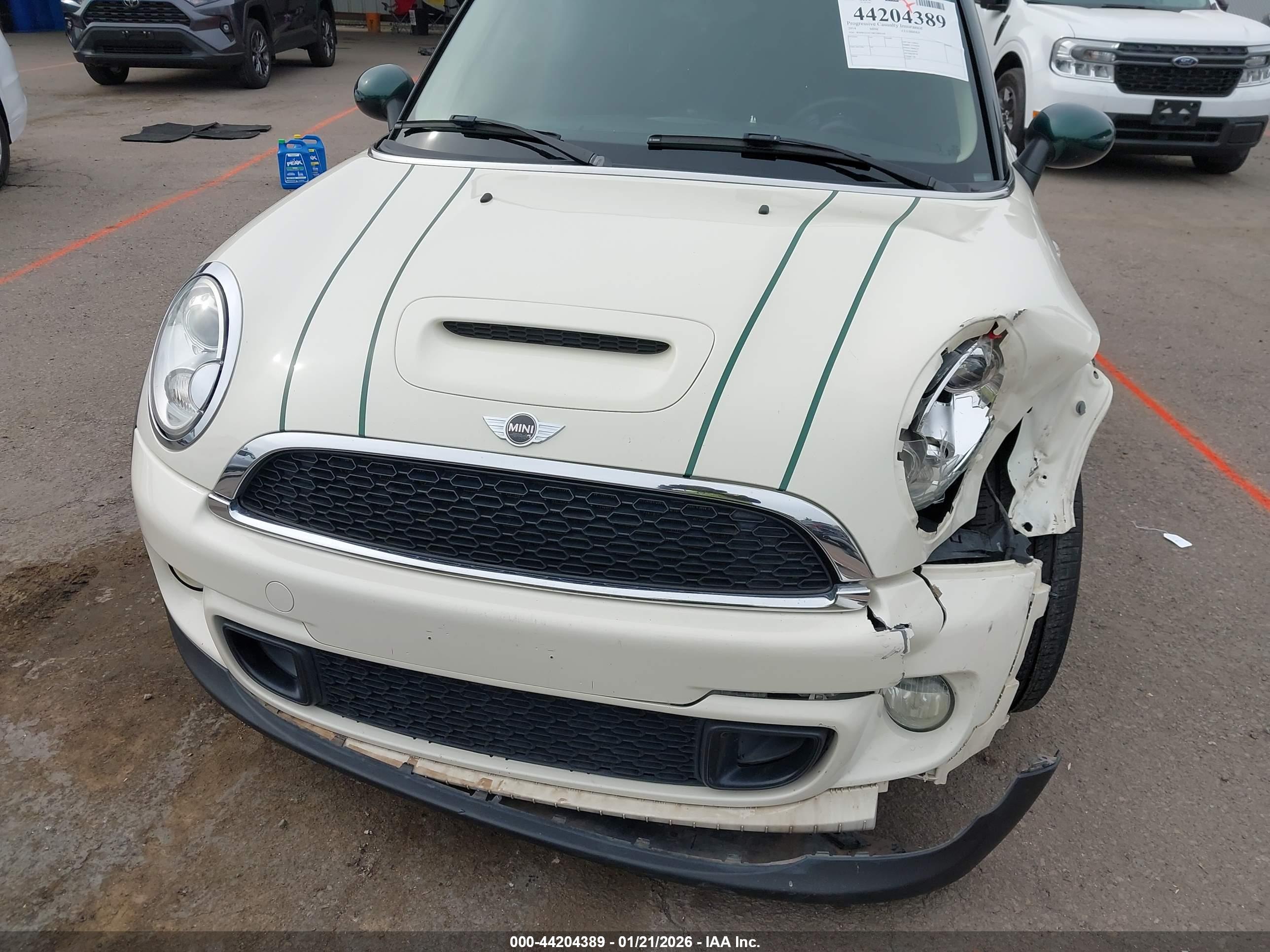 MINI CLUBMAN image 6