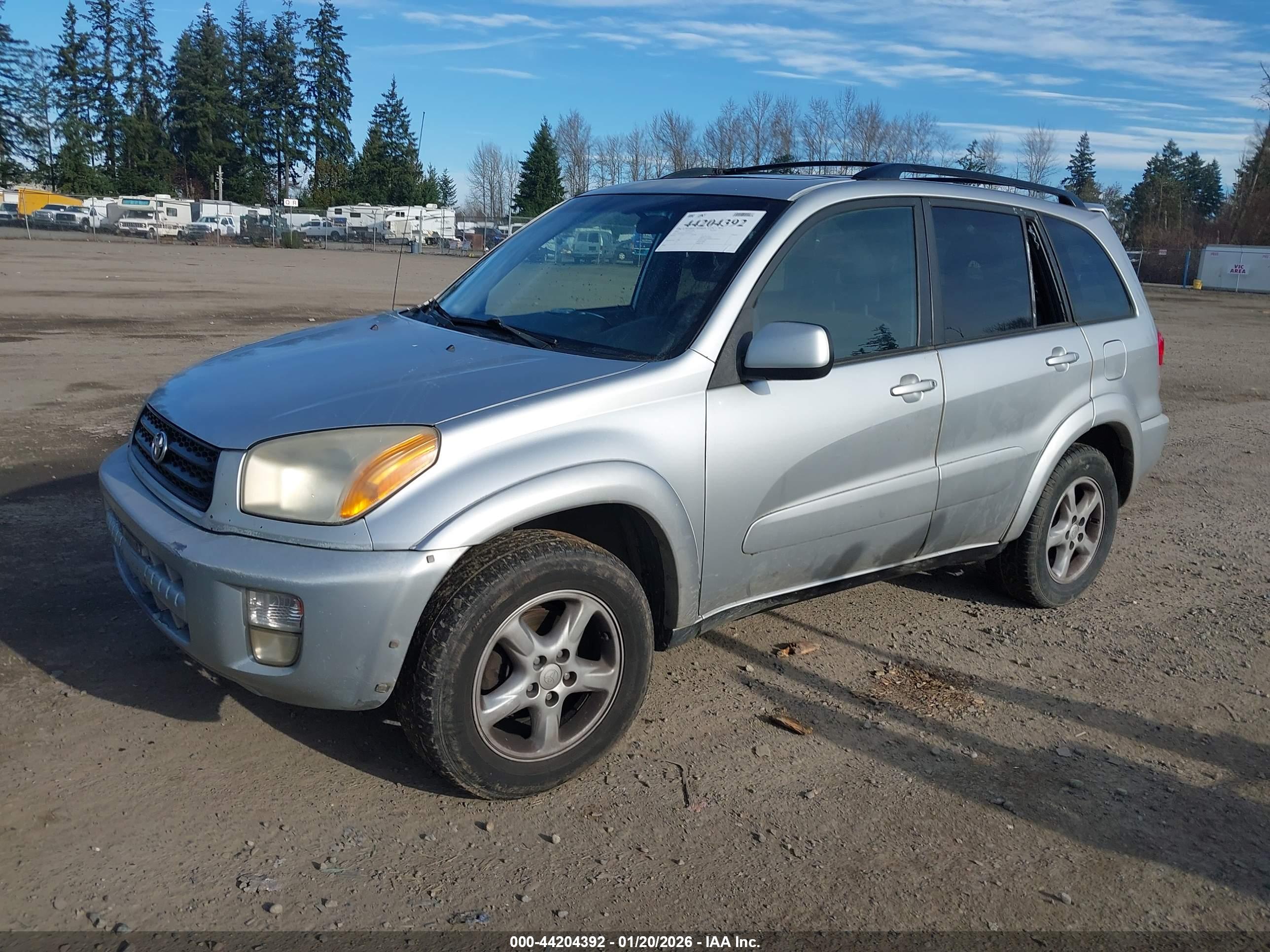 TOYOTA RAV4 image 2