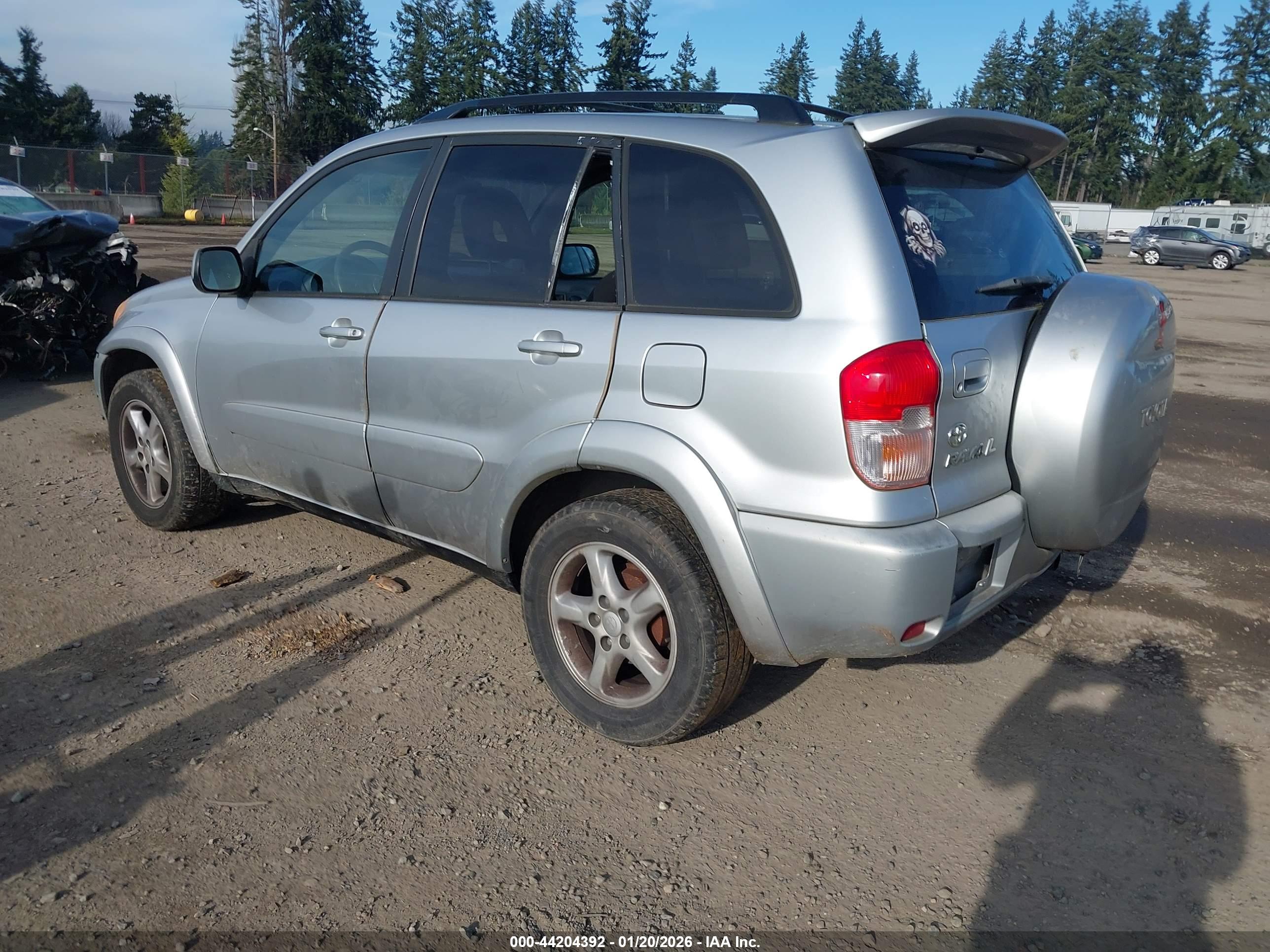 TOYOTA RAV4 image 3