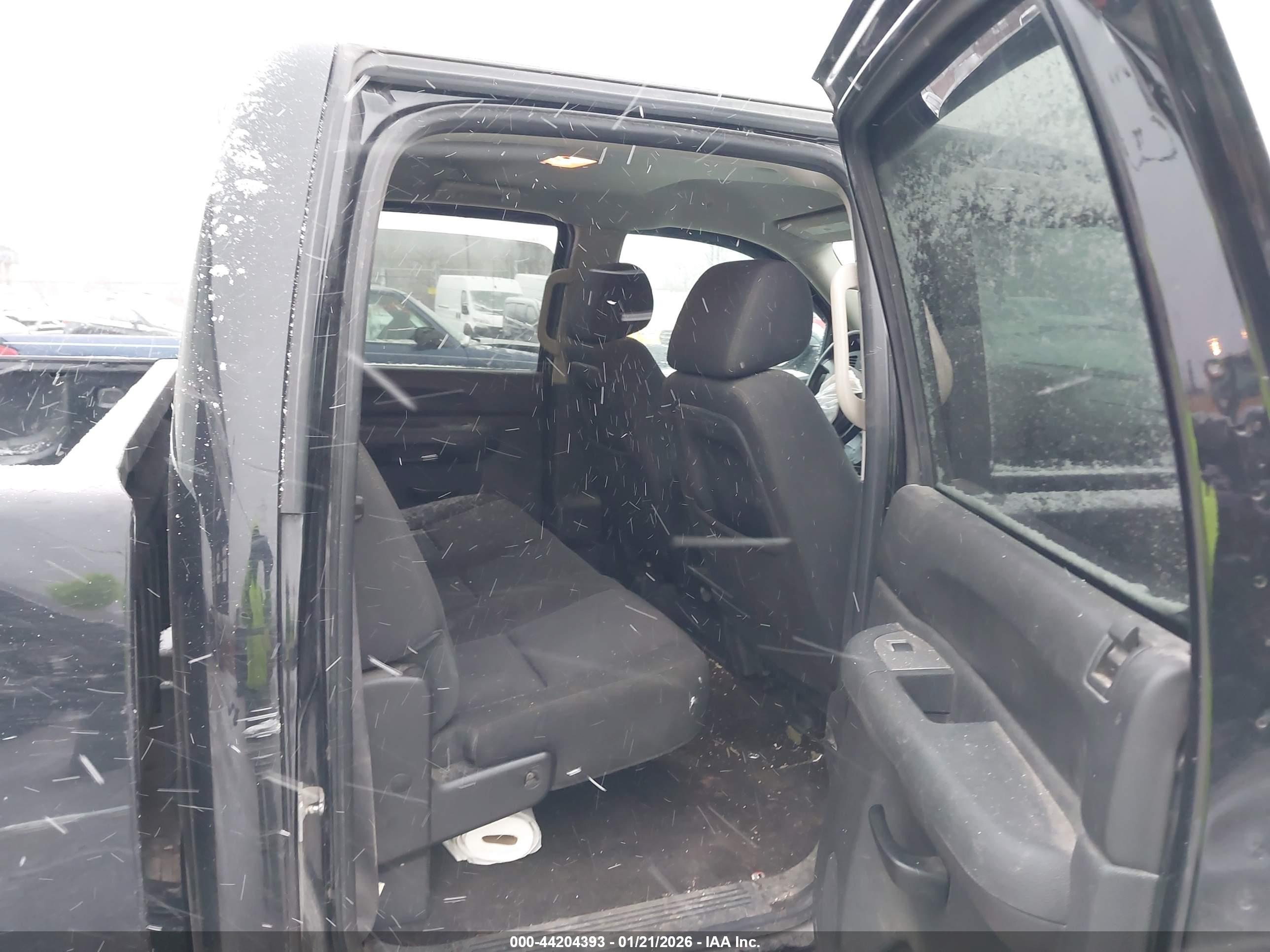 GMC SIERRA image 8