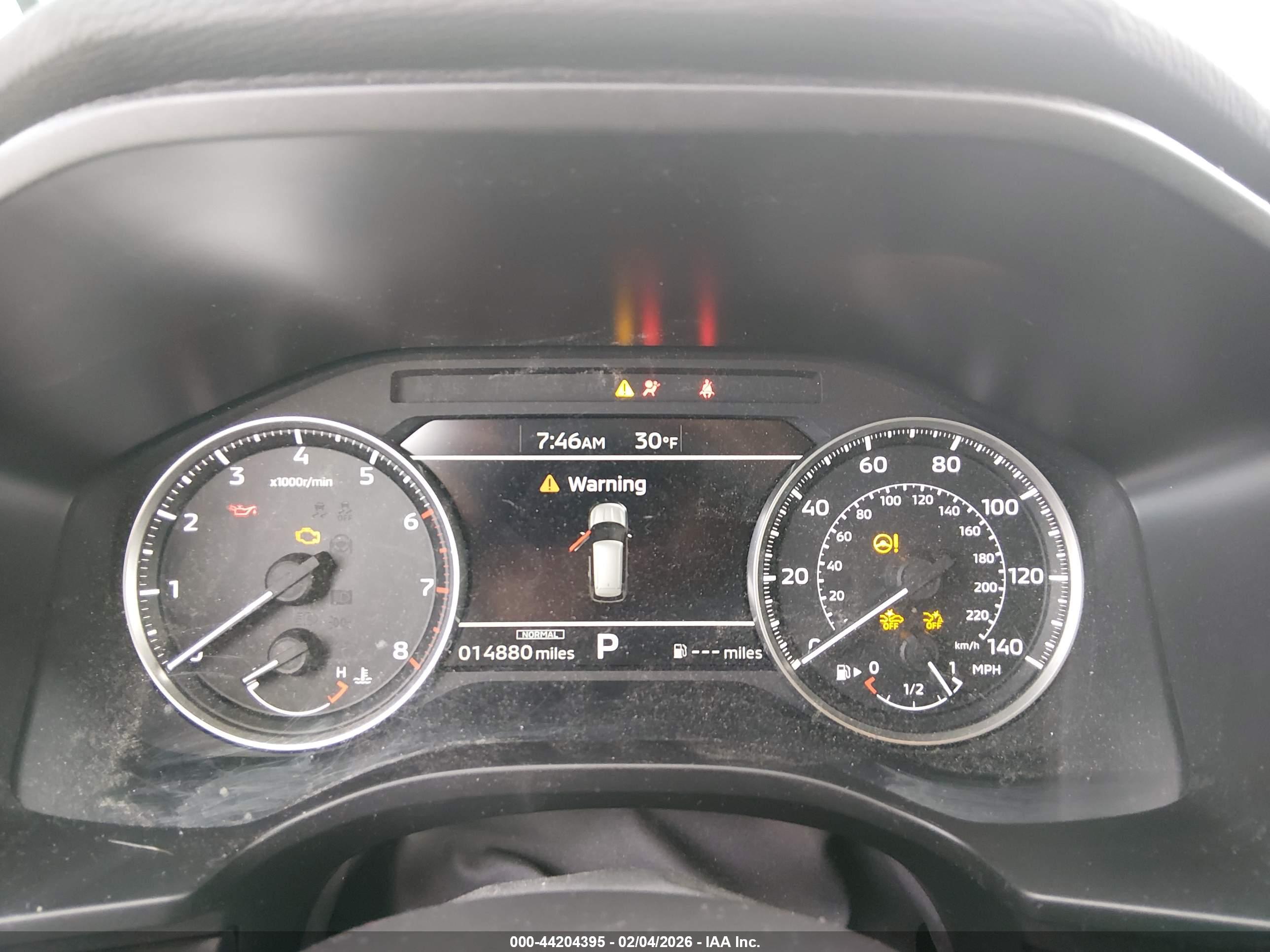 MITSUBISHI OUTLANDER image 7