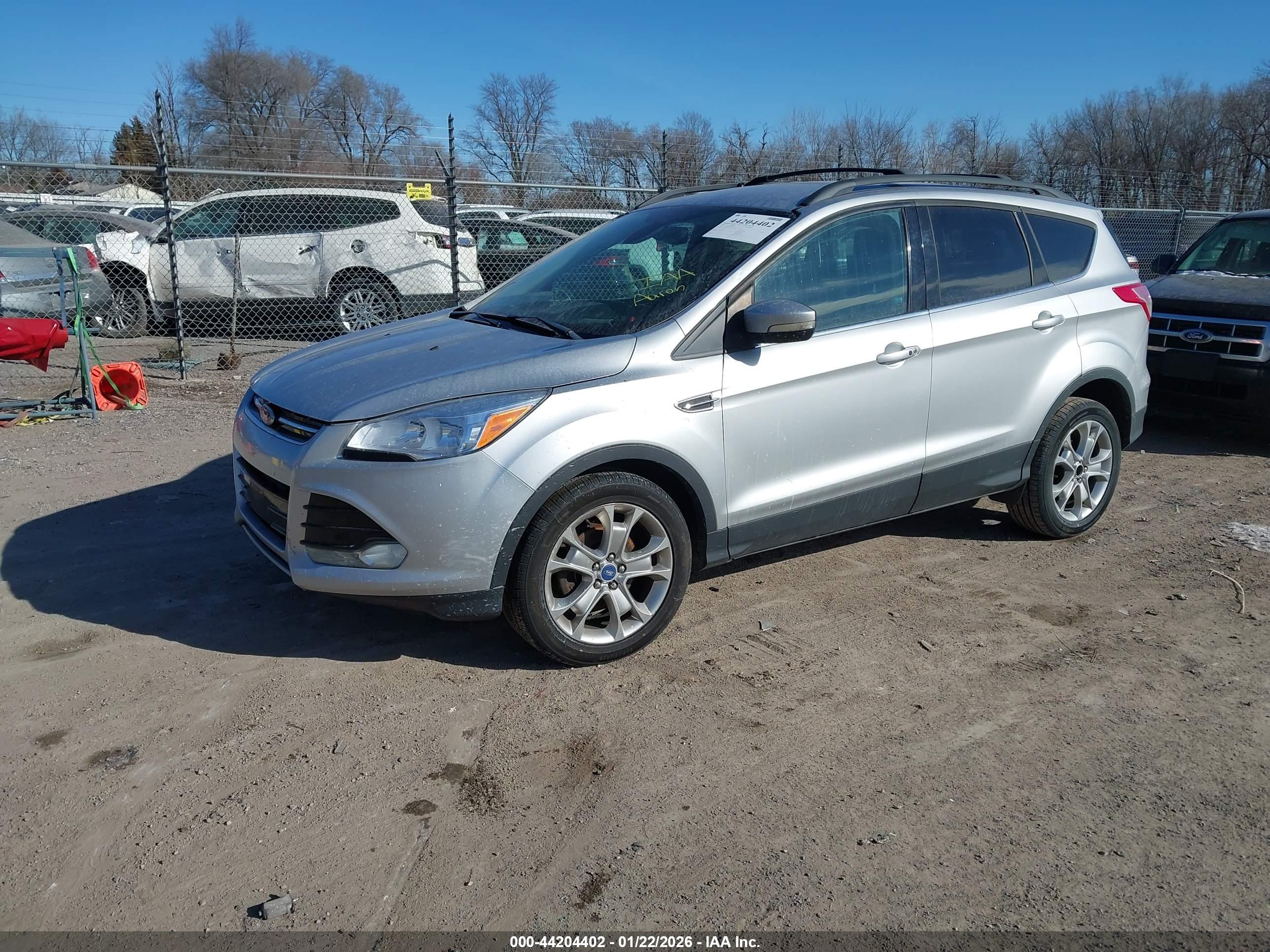 FORD ESCAPE image 2