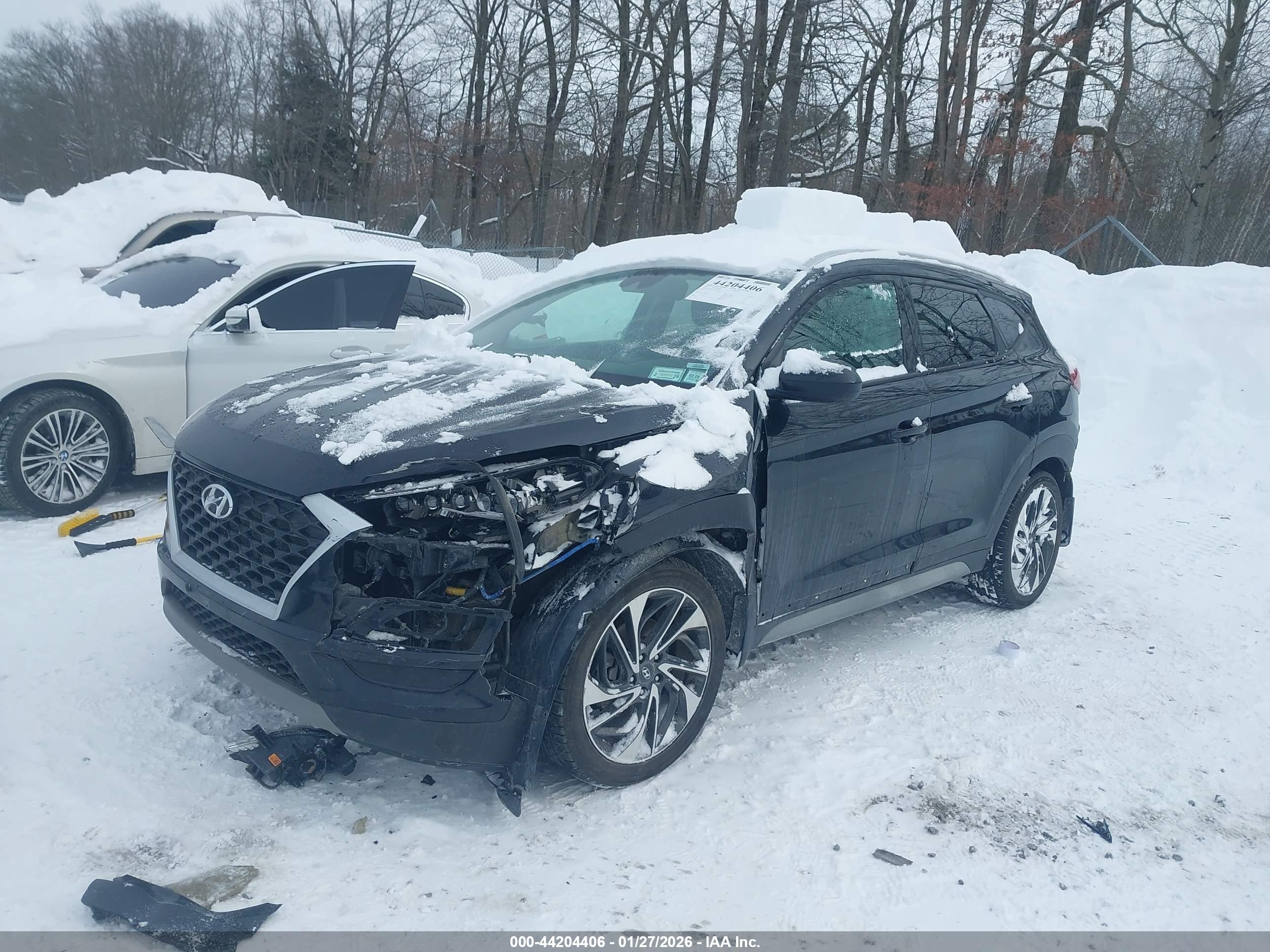 HYUNDAI TUCSON image 2