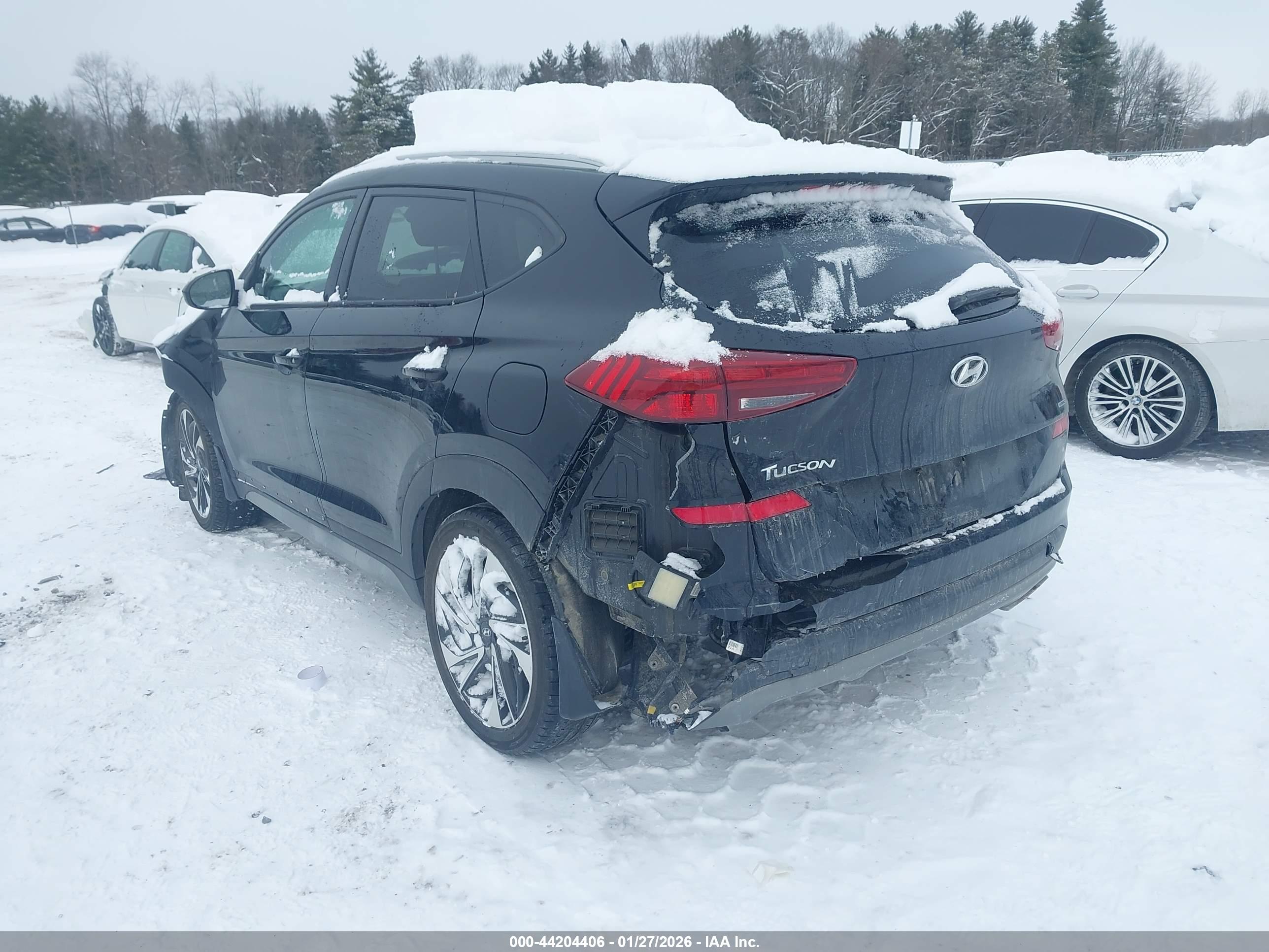 HYUNDAI TUCSON image 3