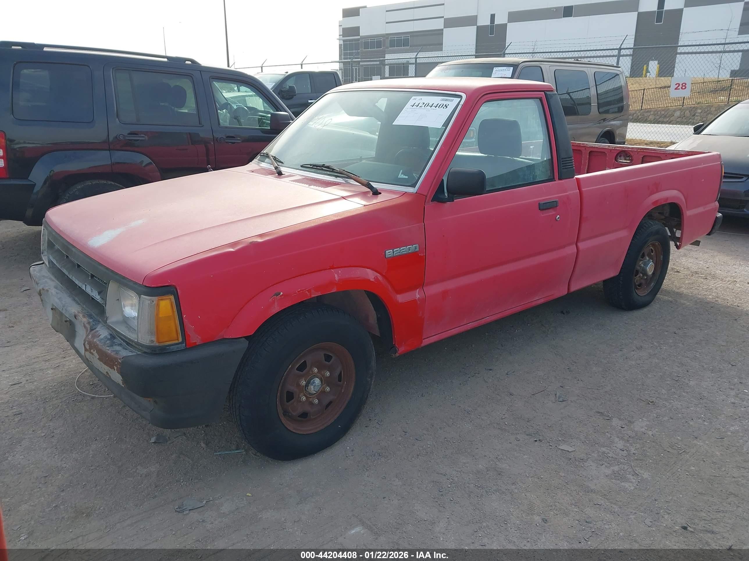 MAZDA B2200 image 2