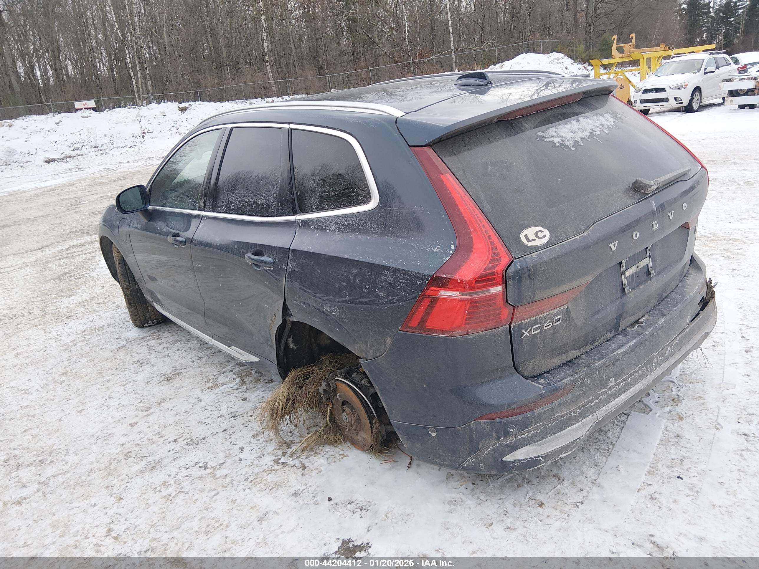 VOLVO XC60 image 3