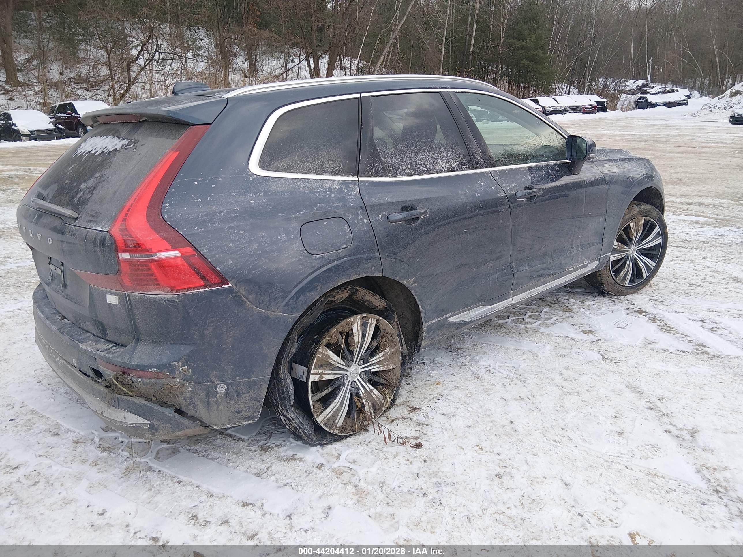 VOLVO XC60 image 4