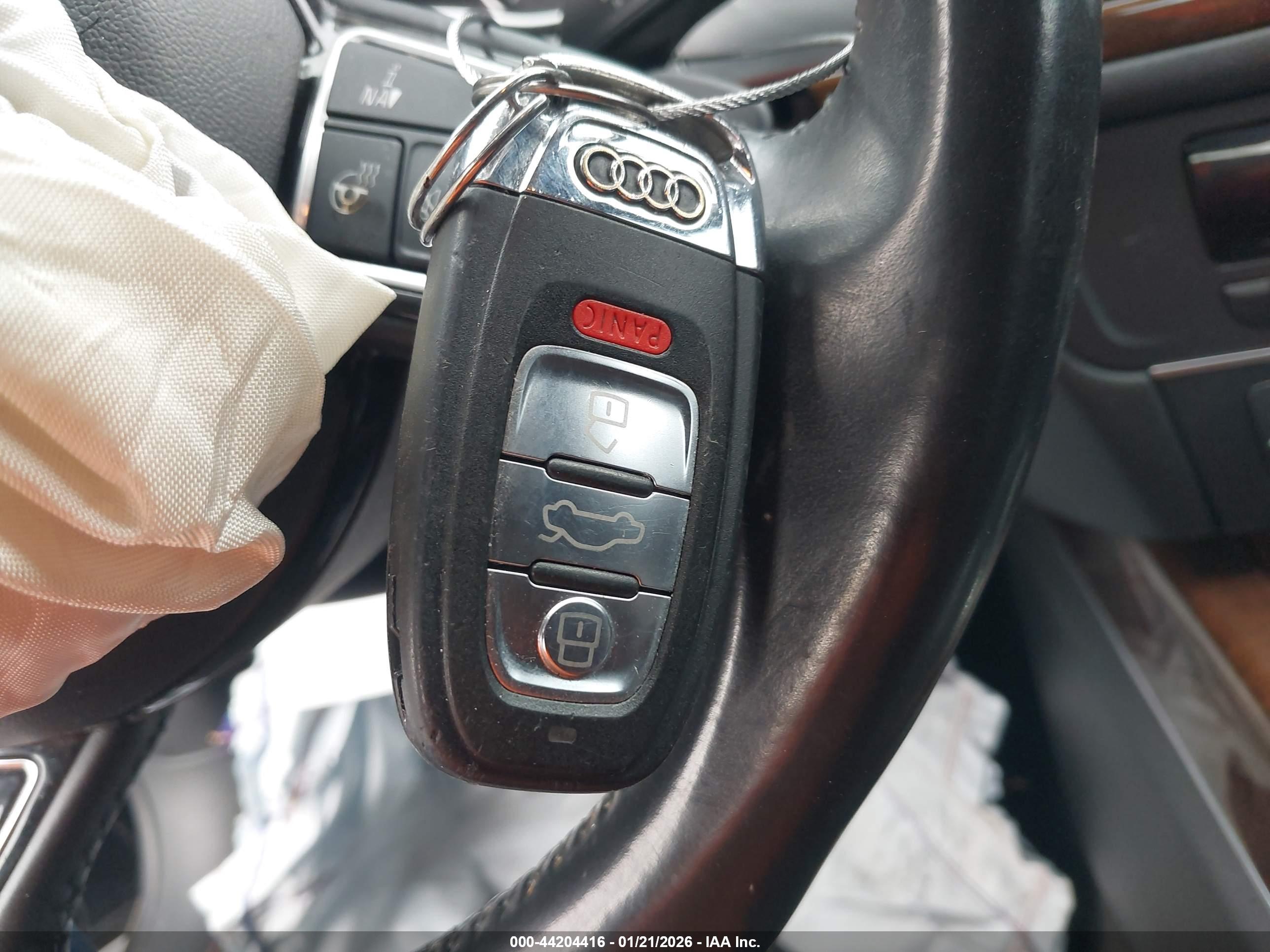 AUDI A6 image 11