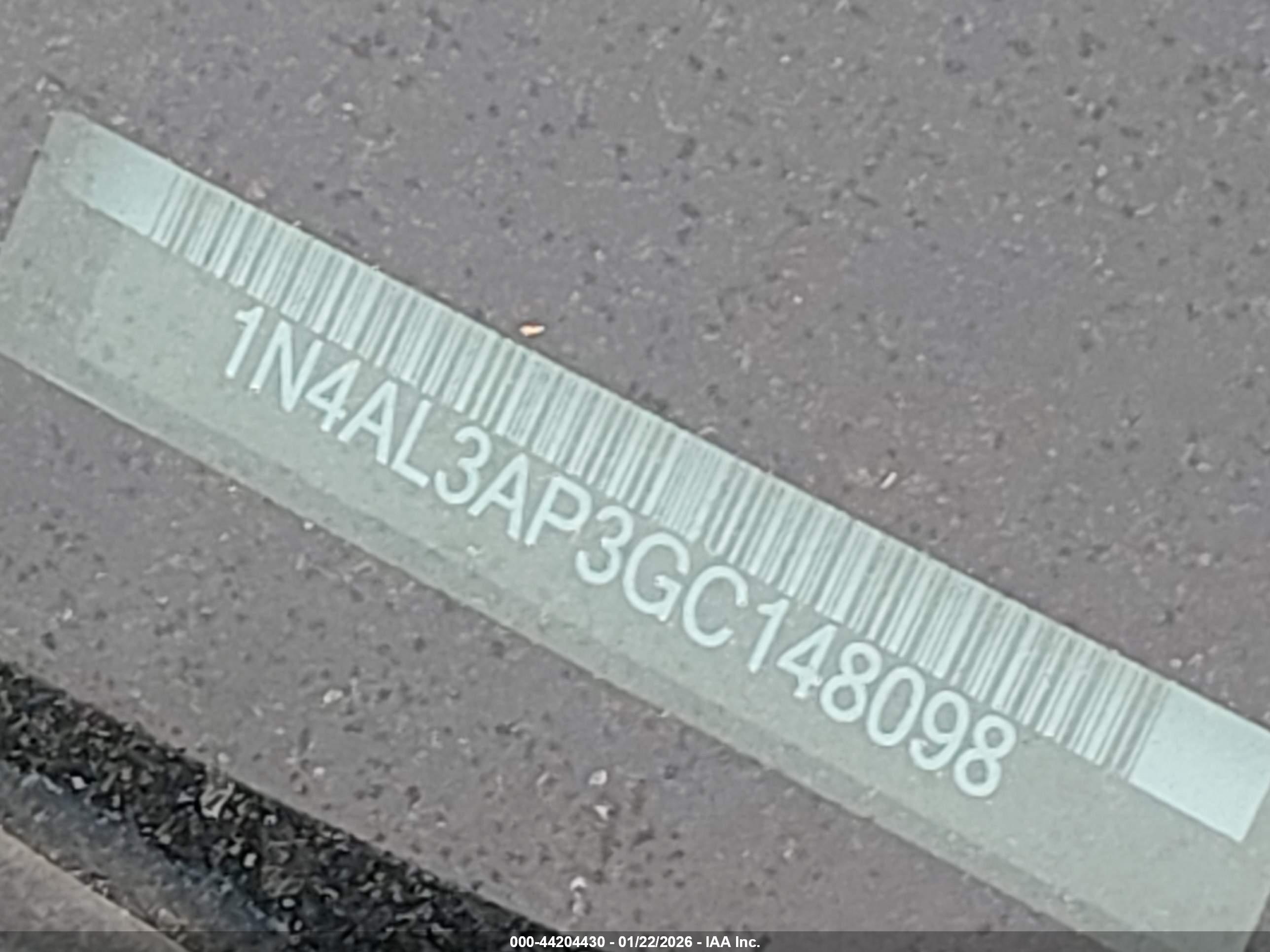 NISSAN ALTIMA image 9