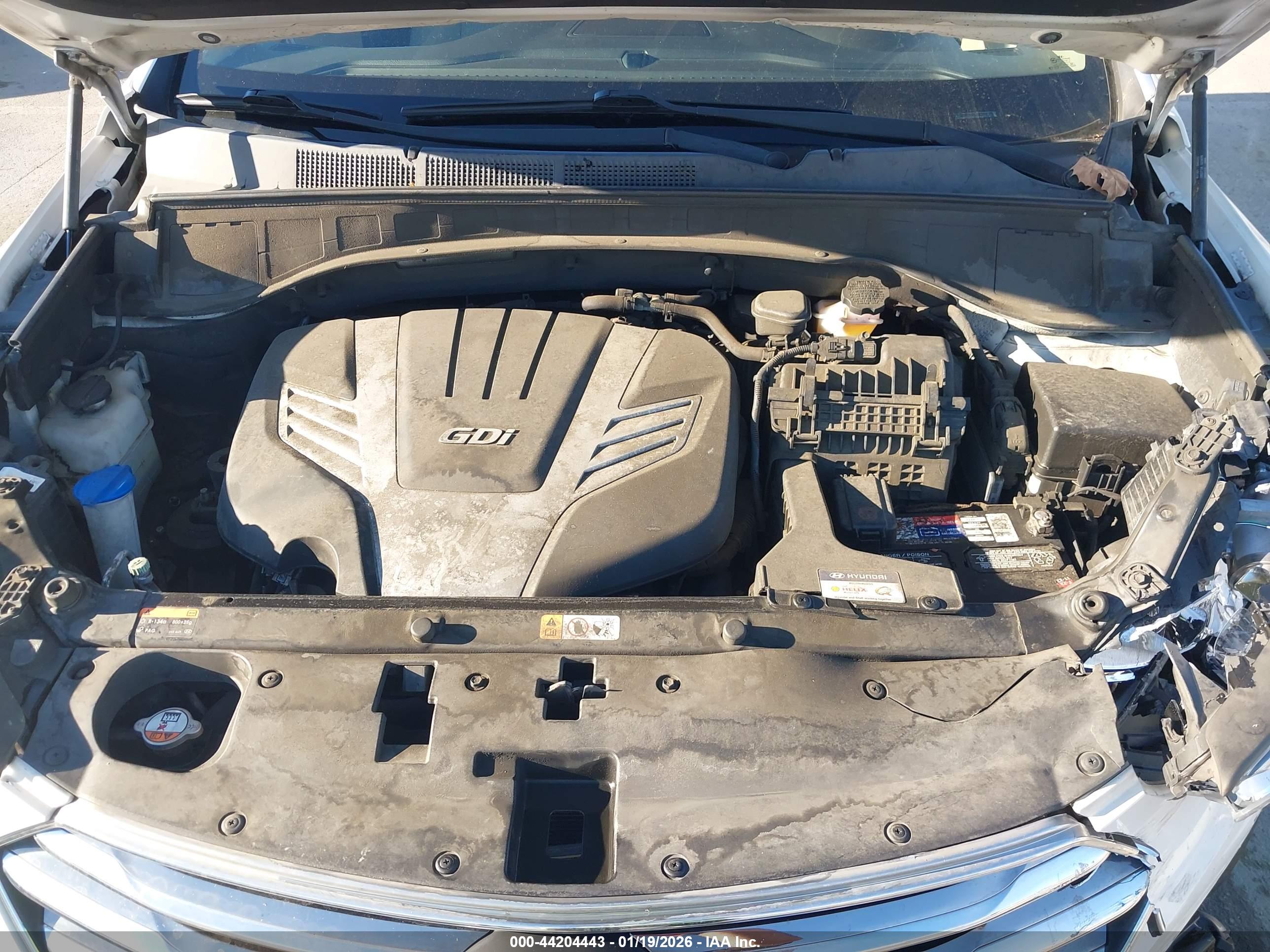 HYUNDAI SANTA image 10
