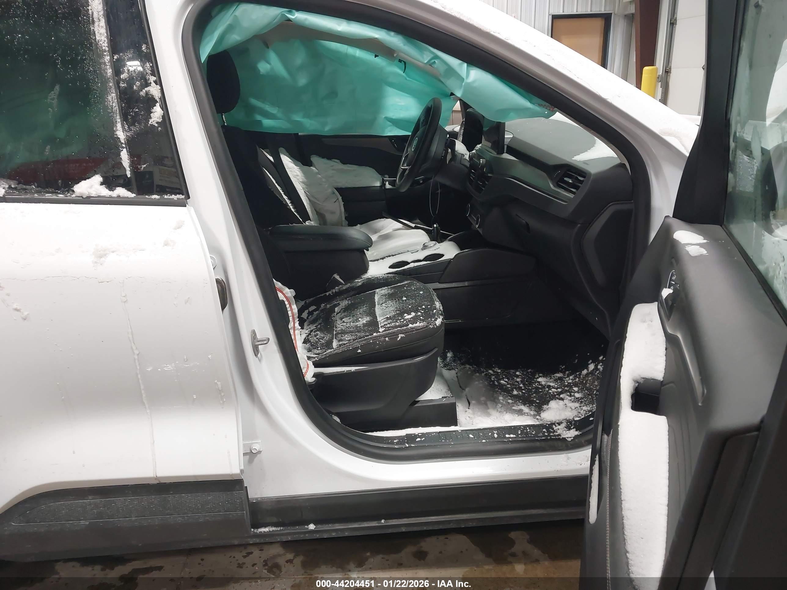 FORD ESCAPE image 5