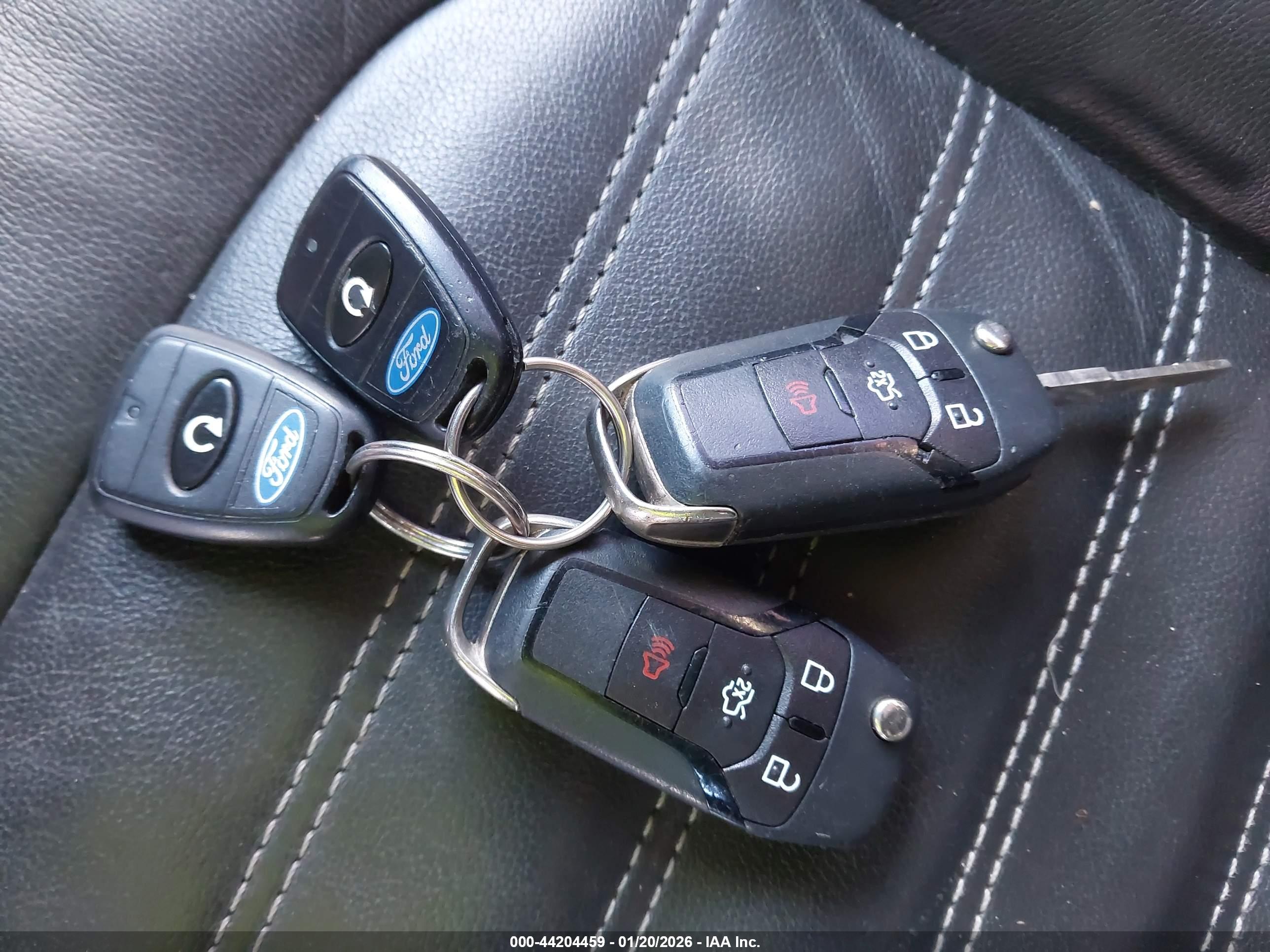 FORD FUSION image 11
