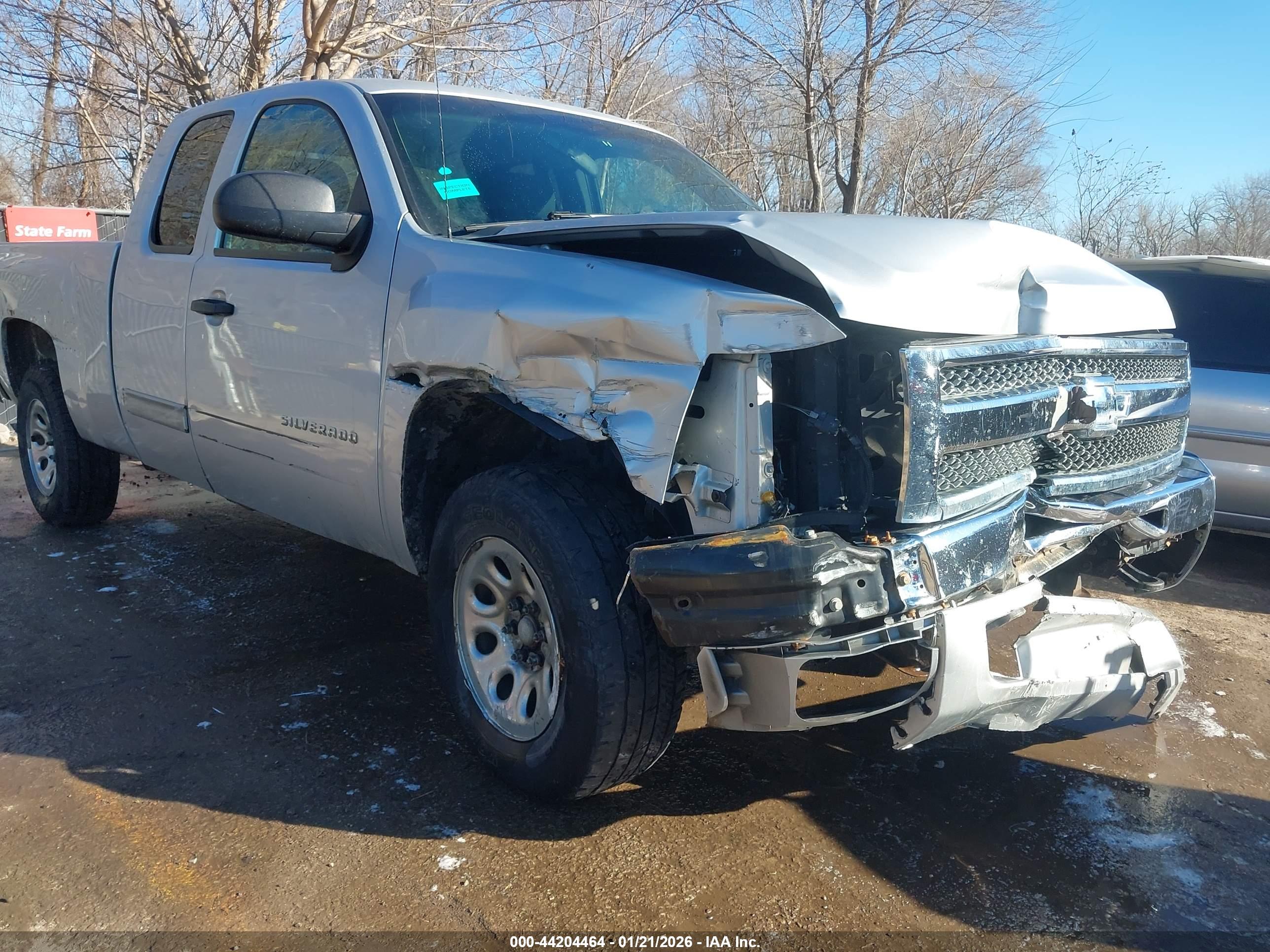 CHEVROLET SILVERADO image 6