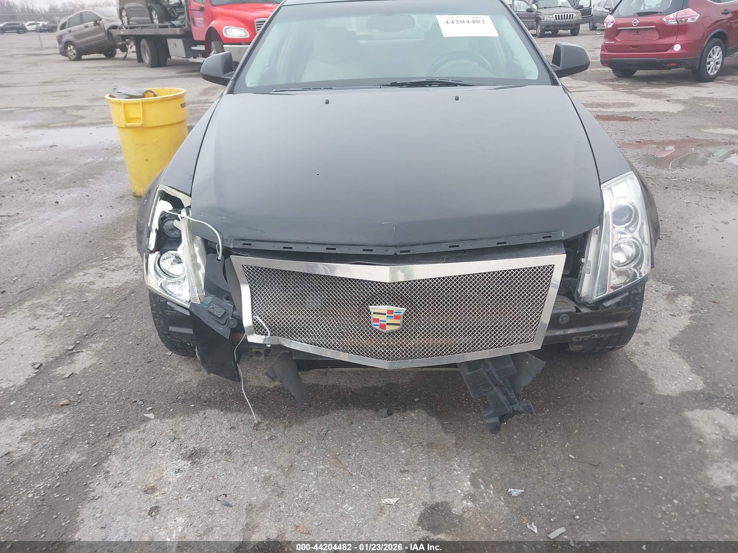CADILLAC CTS image 6