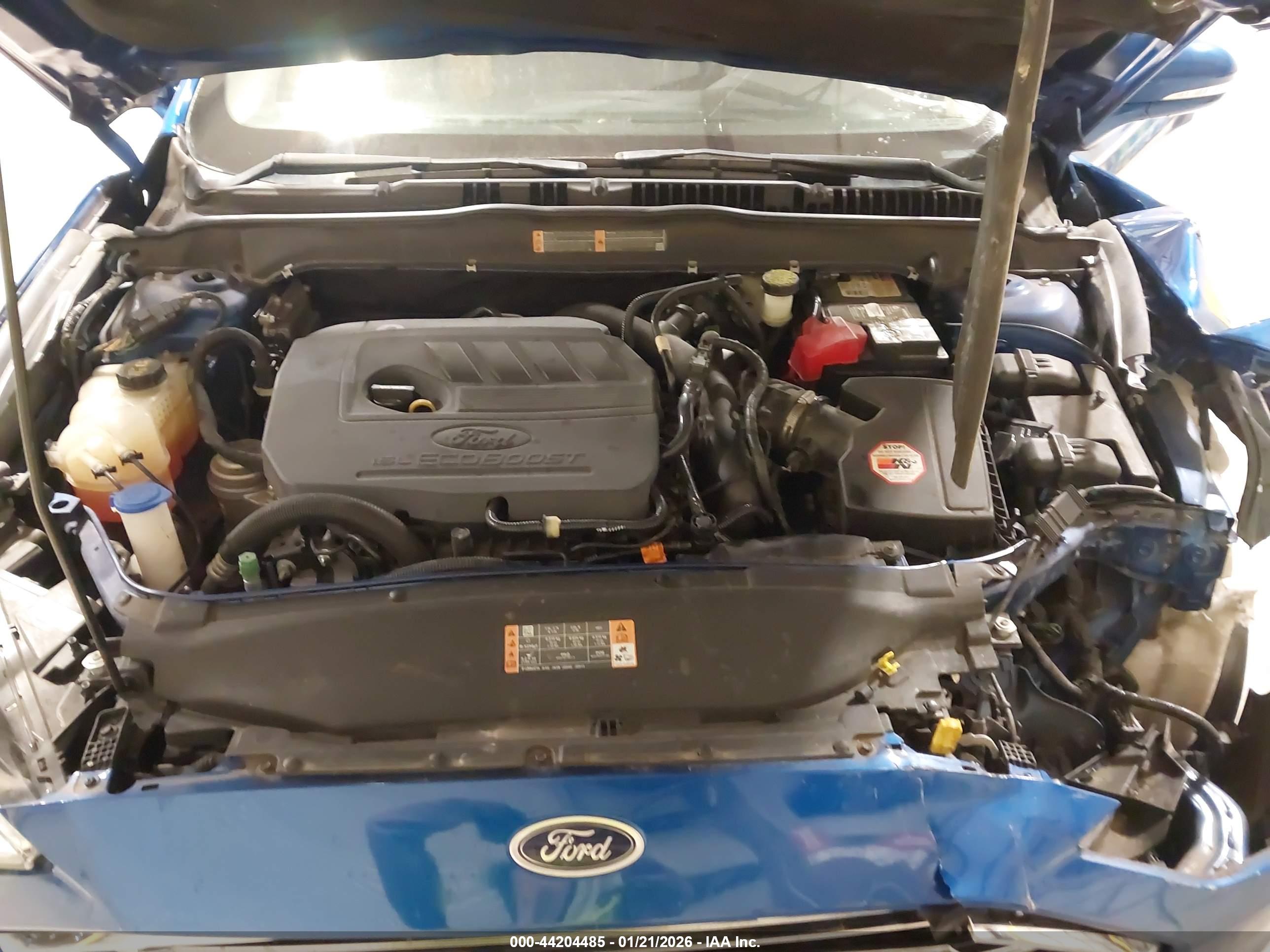 FORD FUSION image 10