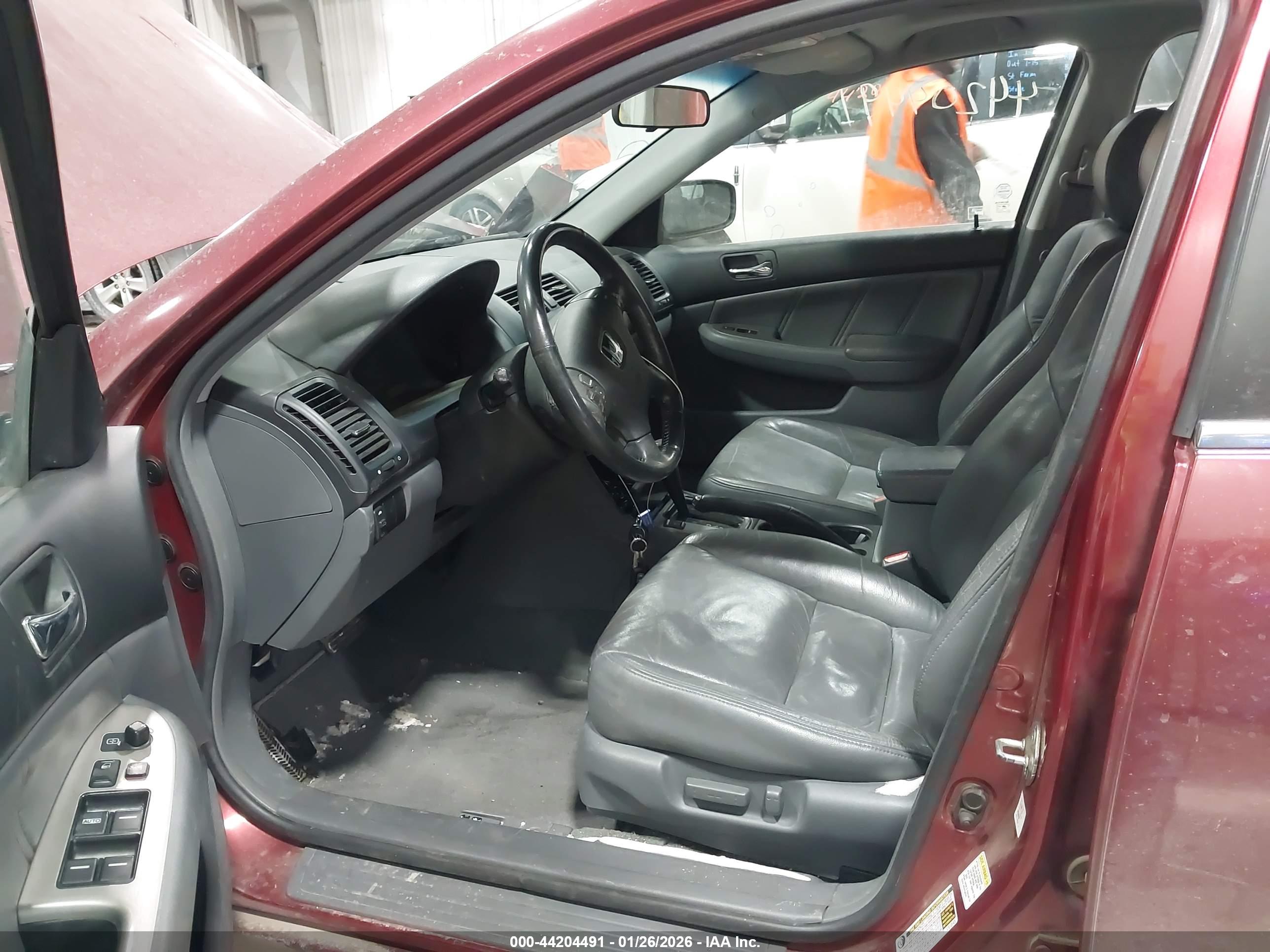 HONDA ACCORD image 5