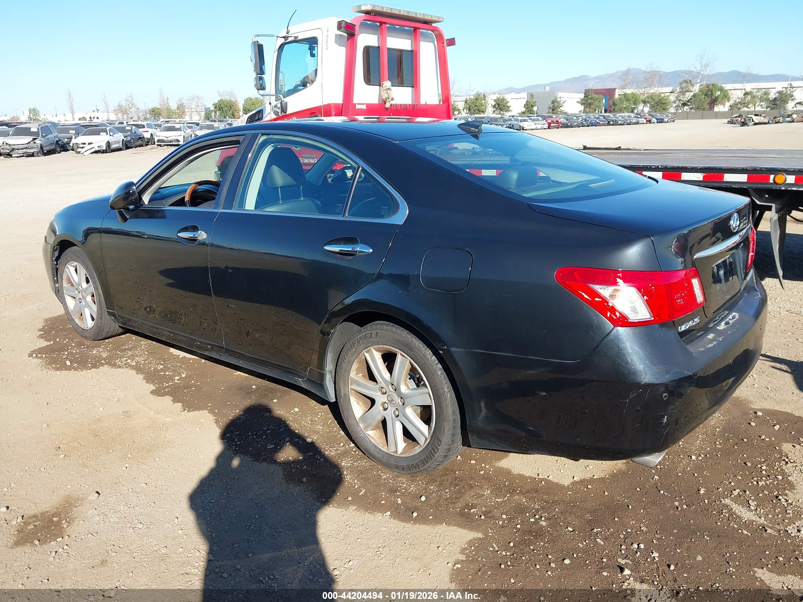 LEXUS ES image 3