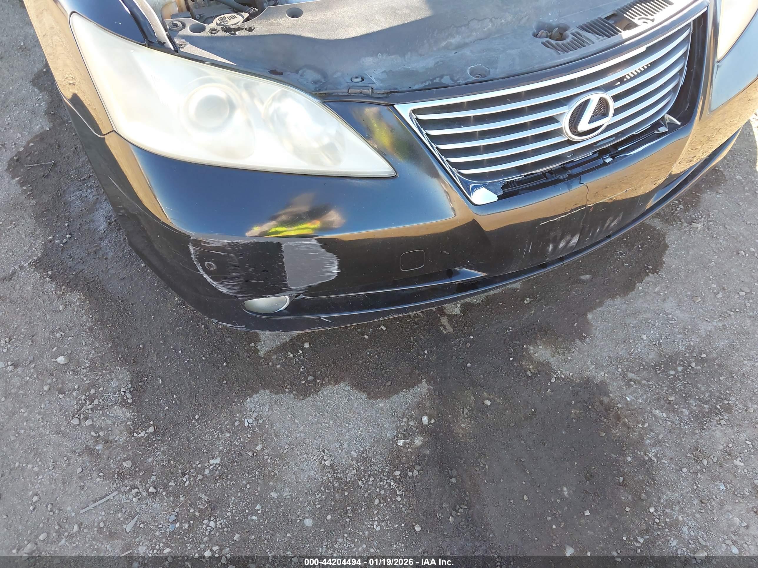 LEXUS ES image 6