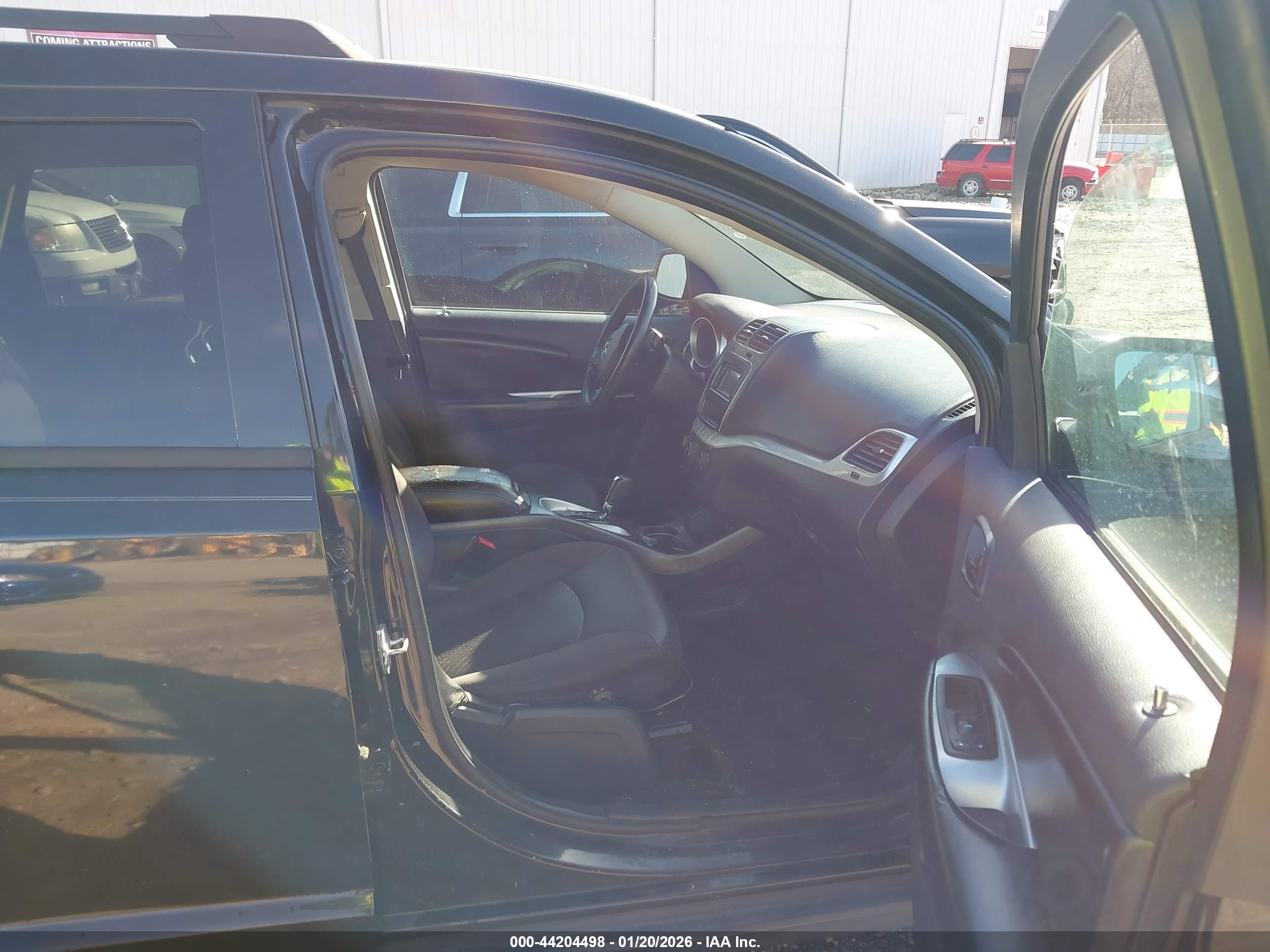 DODGE JOURNEY image 5