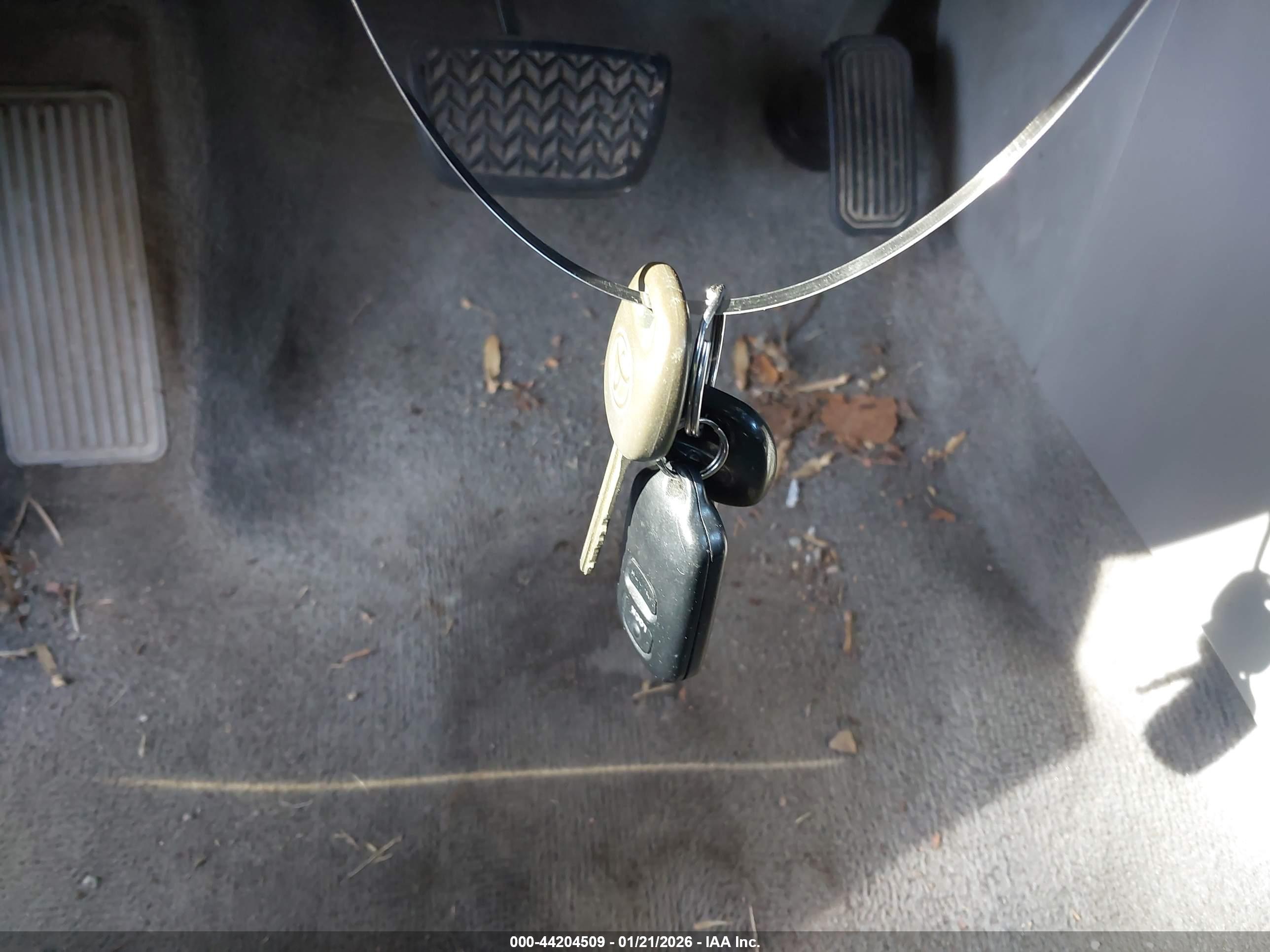 TOYOTA HIGHLANDER image 11