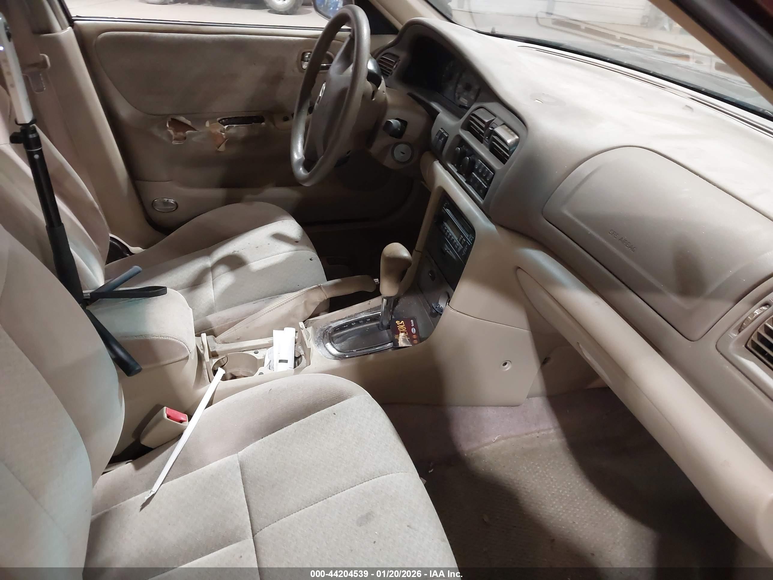 MAZDA 626 image 5