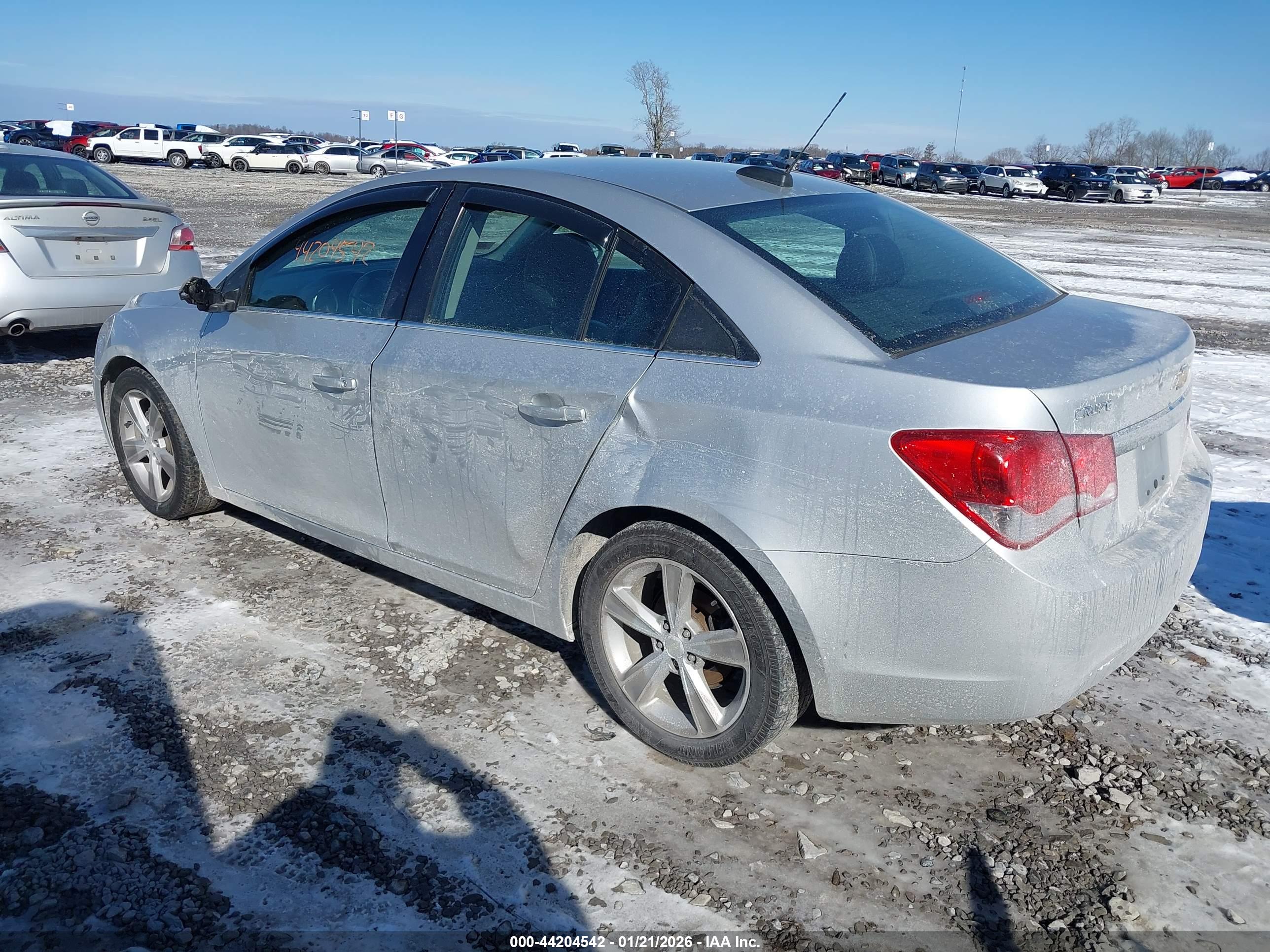 CHEVROLET CRUZE image 3