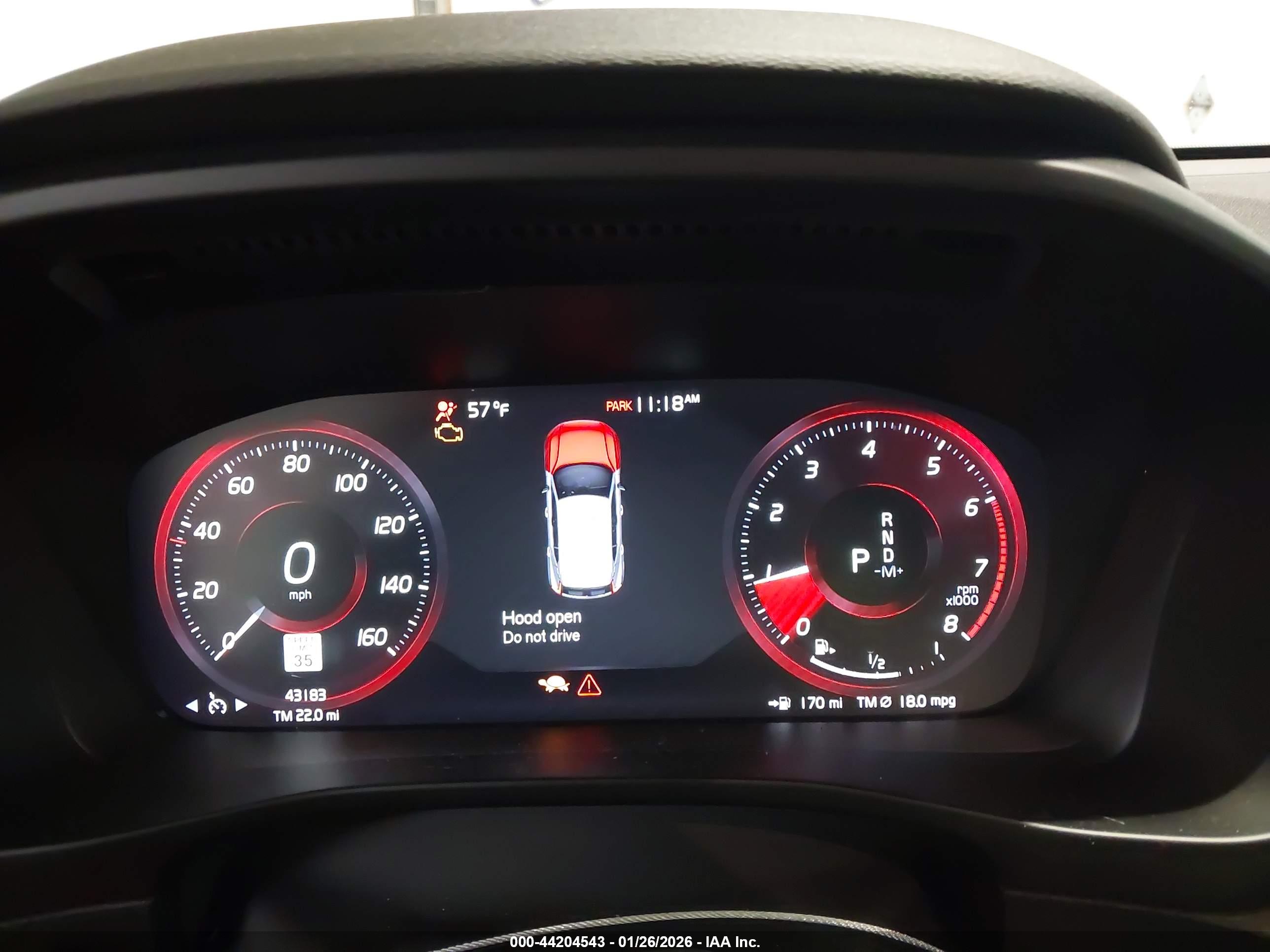 VOLVO XC40 image 7