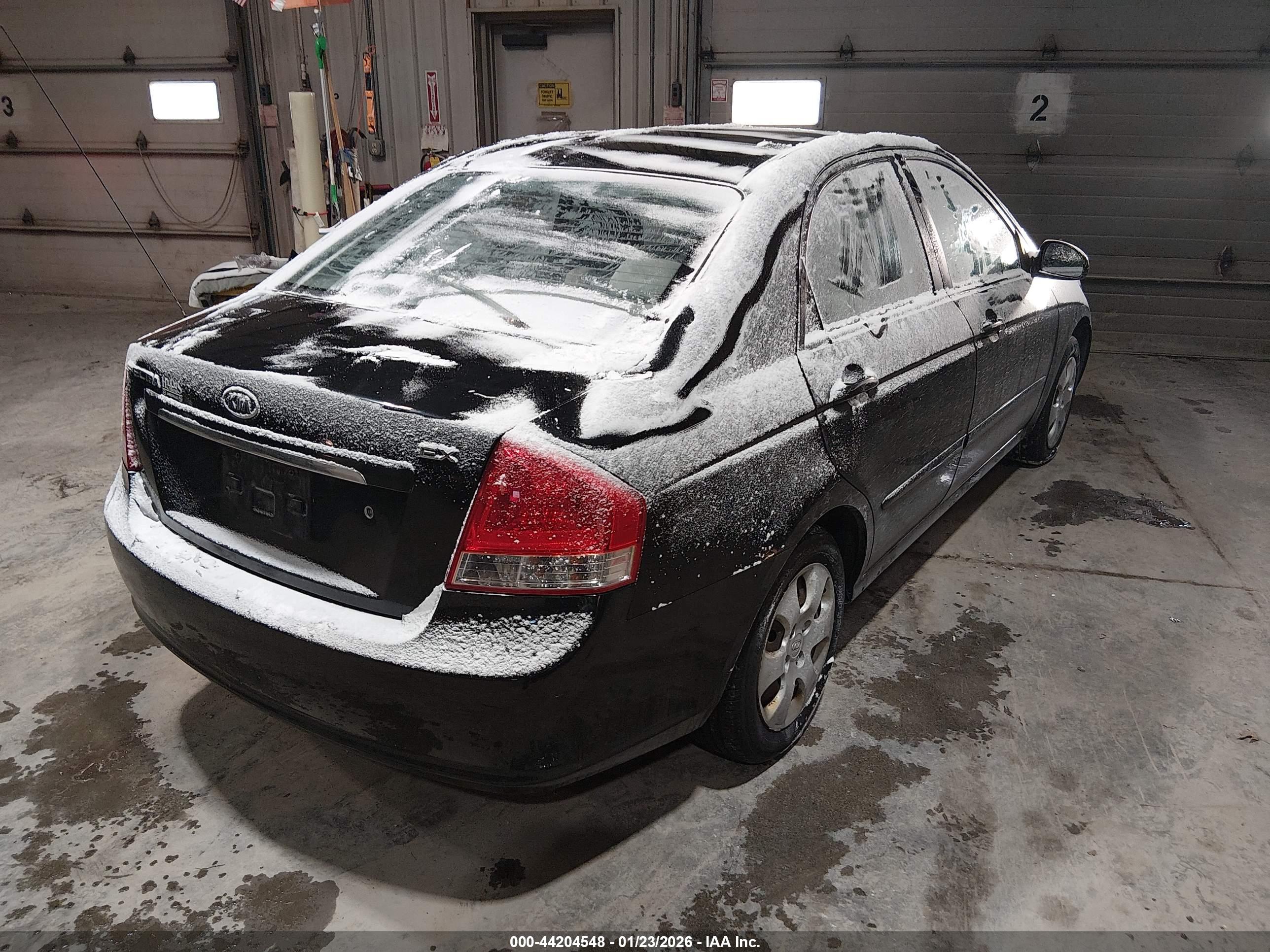 KIA SPECTRA image 4