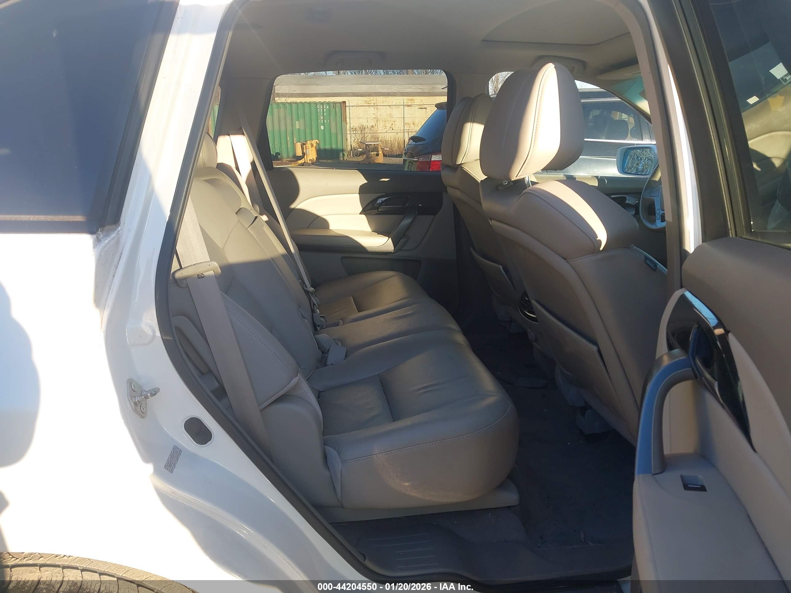 ACURA MDX image 8