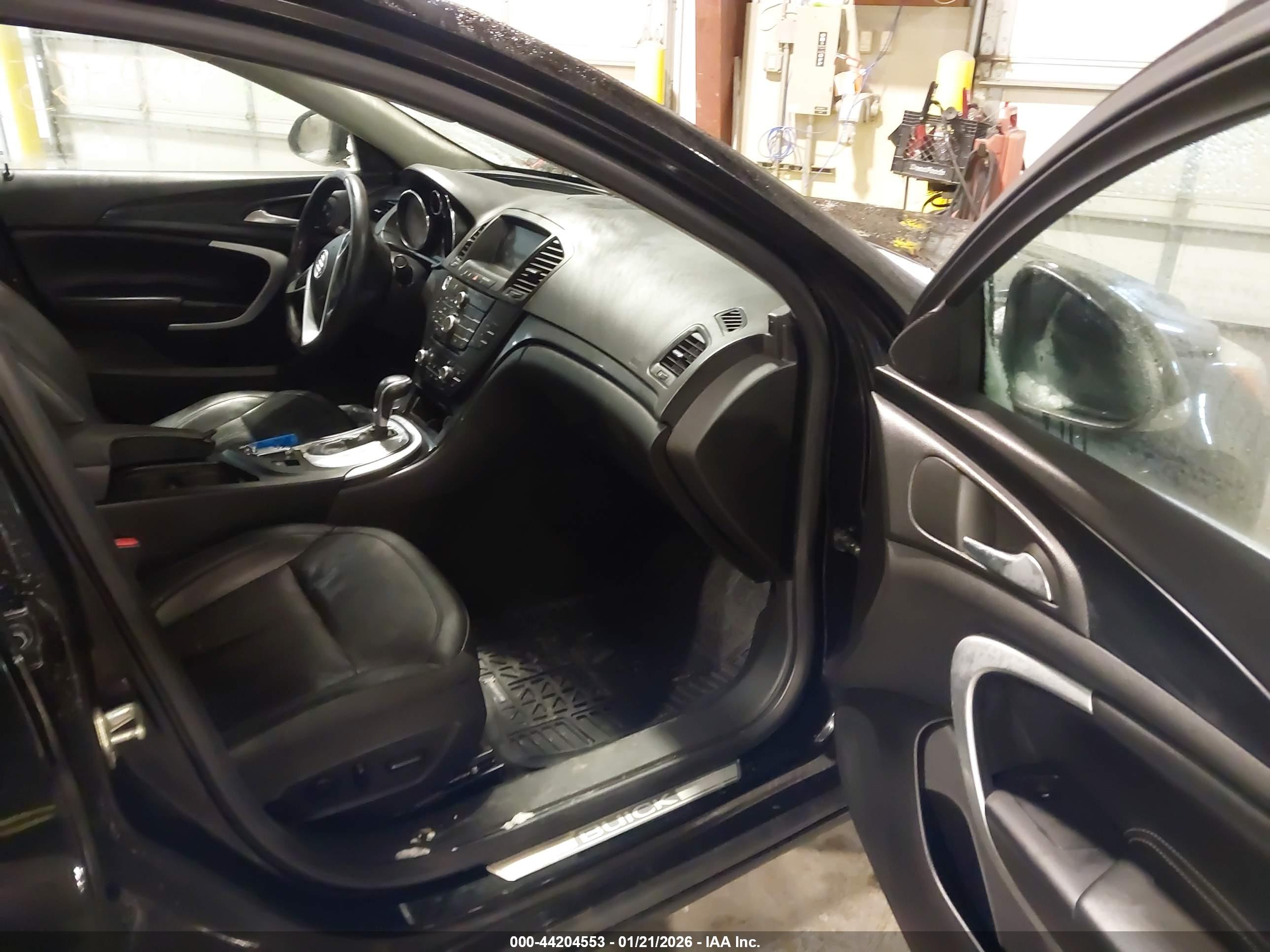 BUICK REGAL image 5