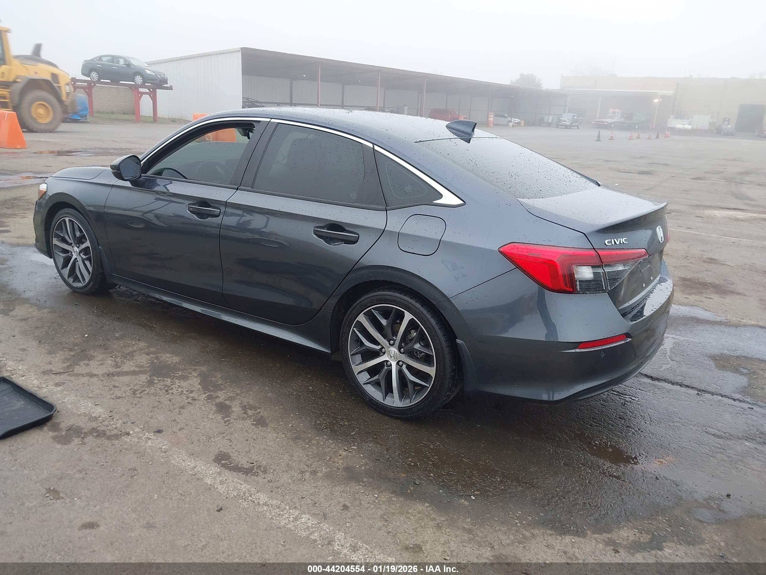 HONDA CIVIC image 3