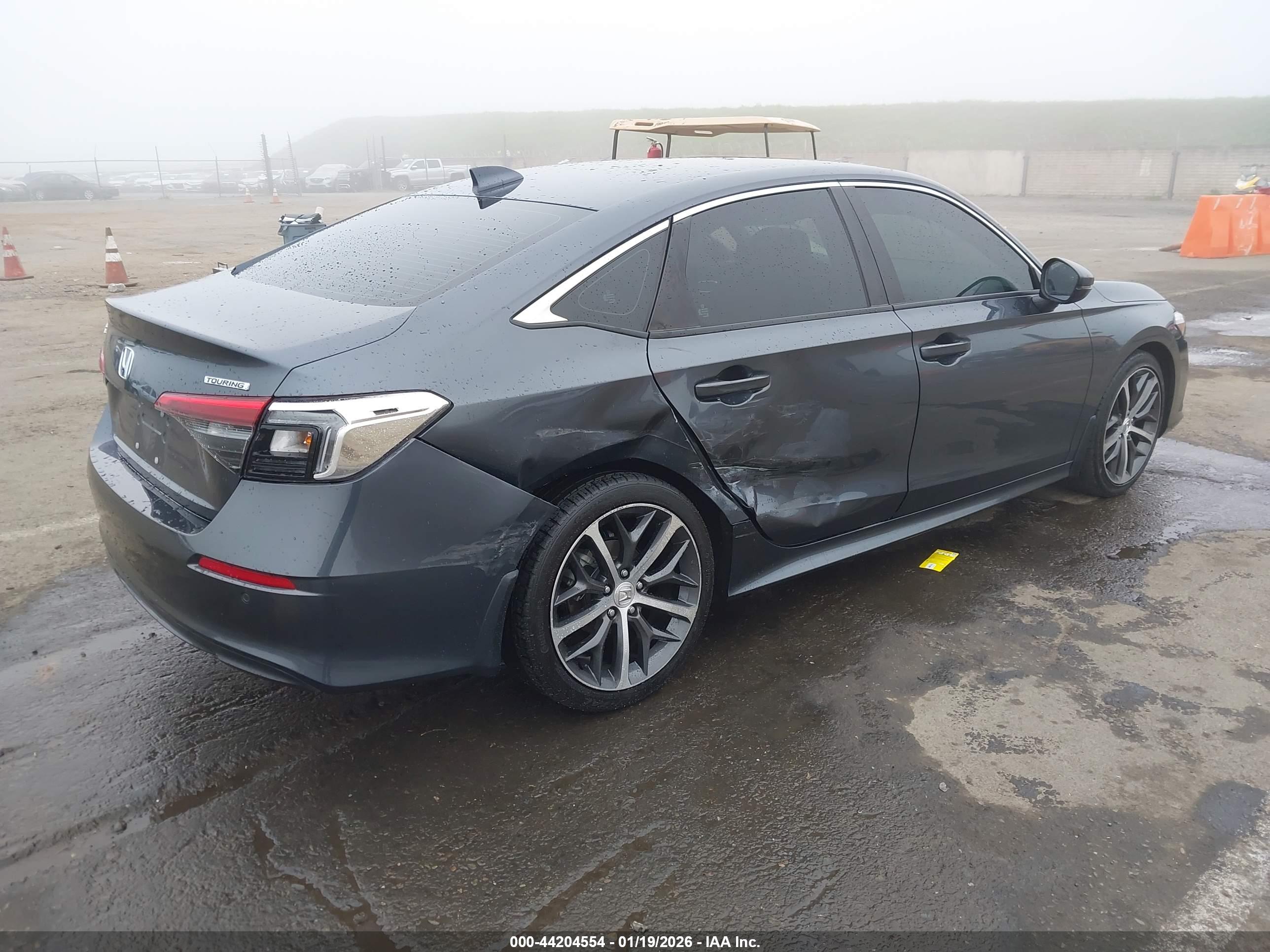 HONDA CIVIC image 4