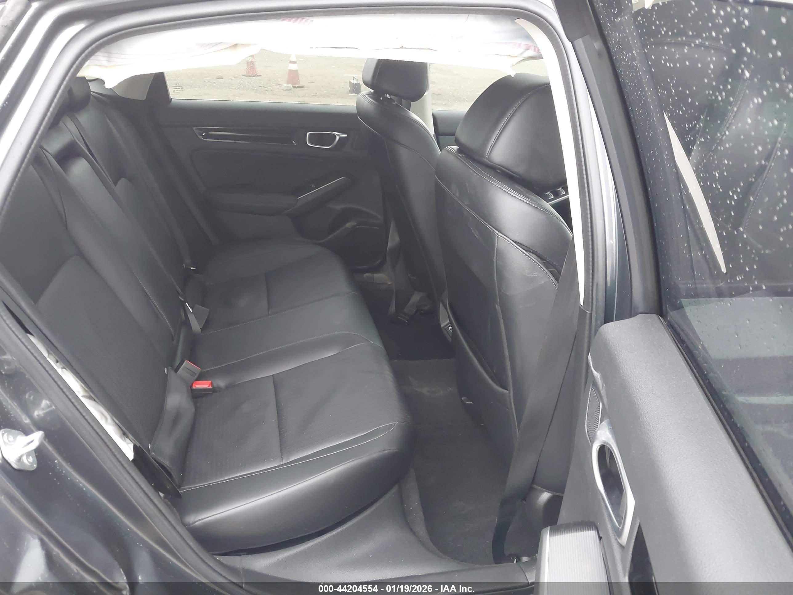 HONDA CIVIC image 8