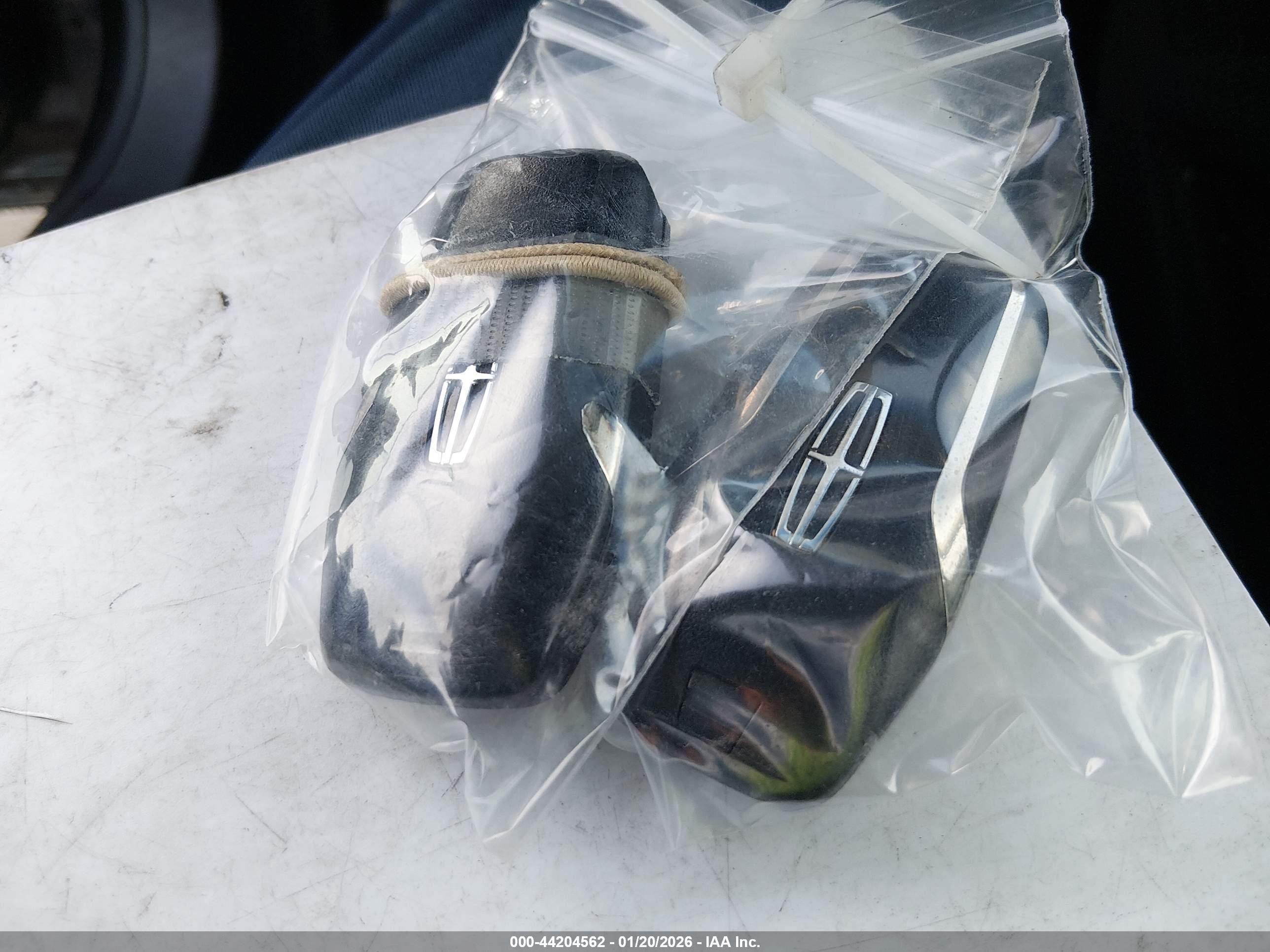 LINCOLN MKZ image 11