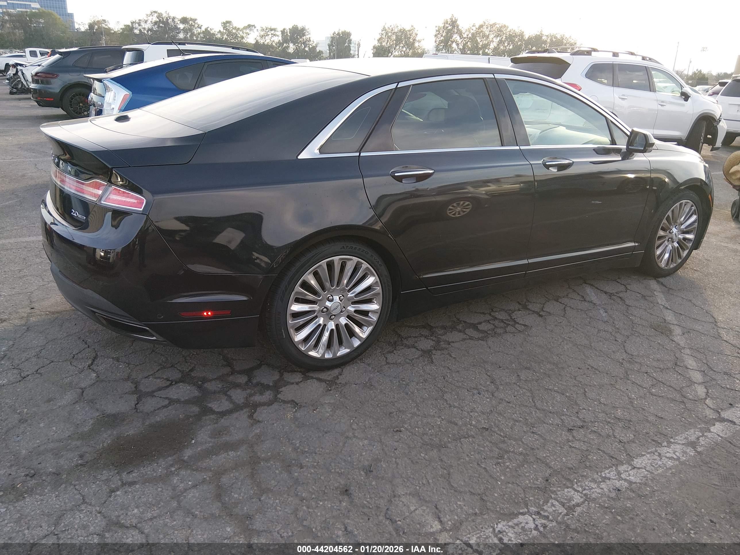 LINCOLN MKZ image 4