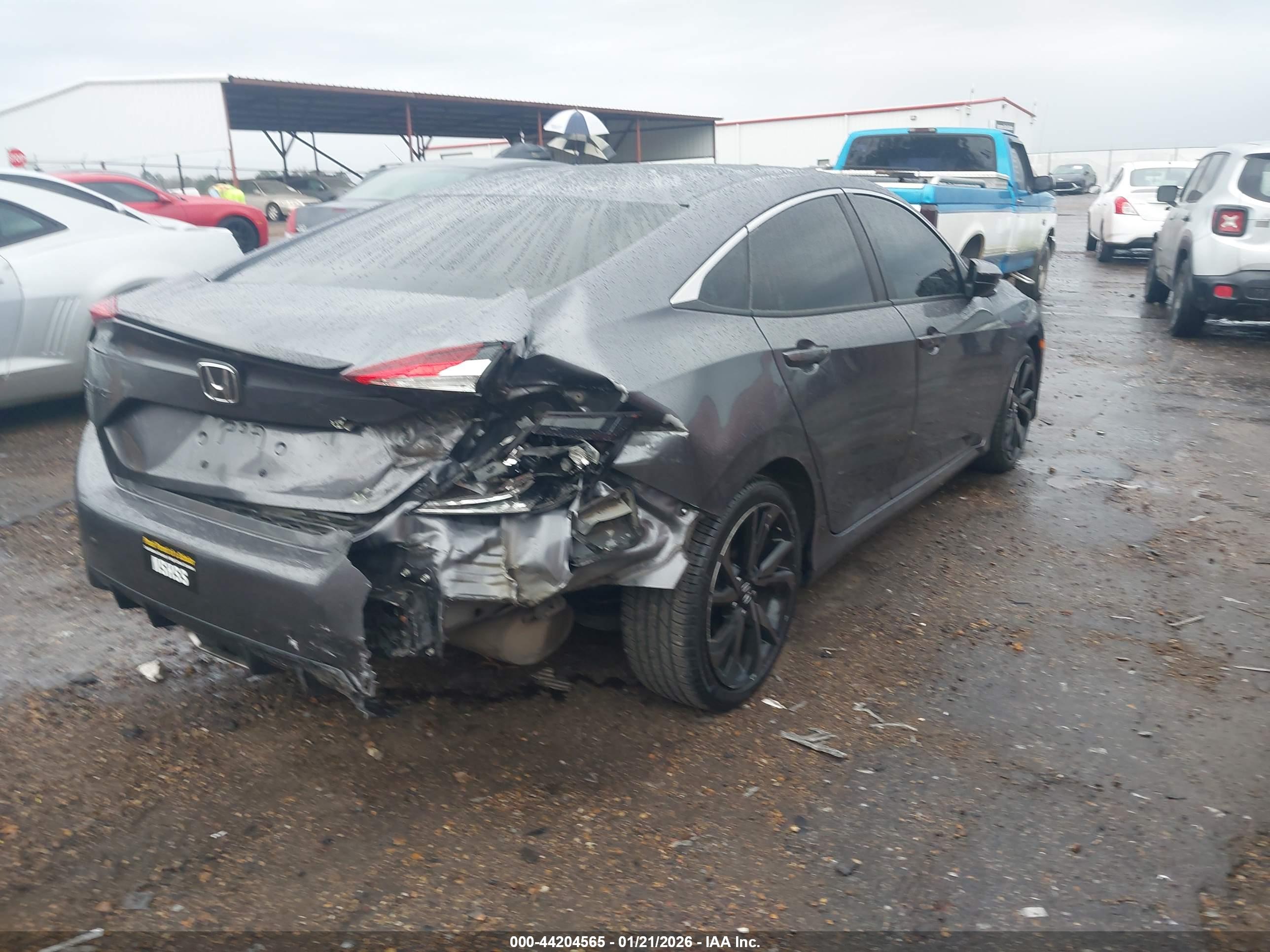 HONDA CIVIC image 4