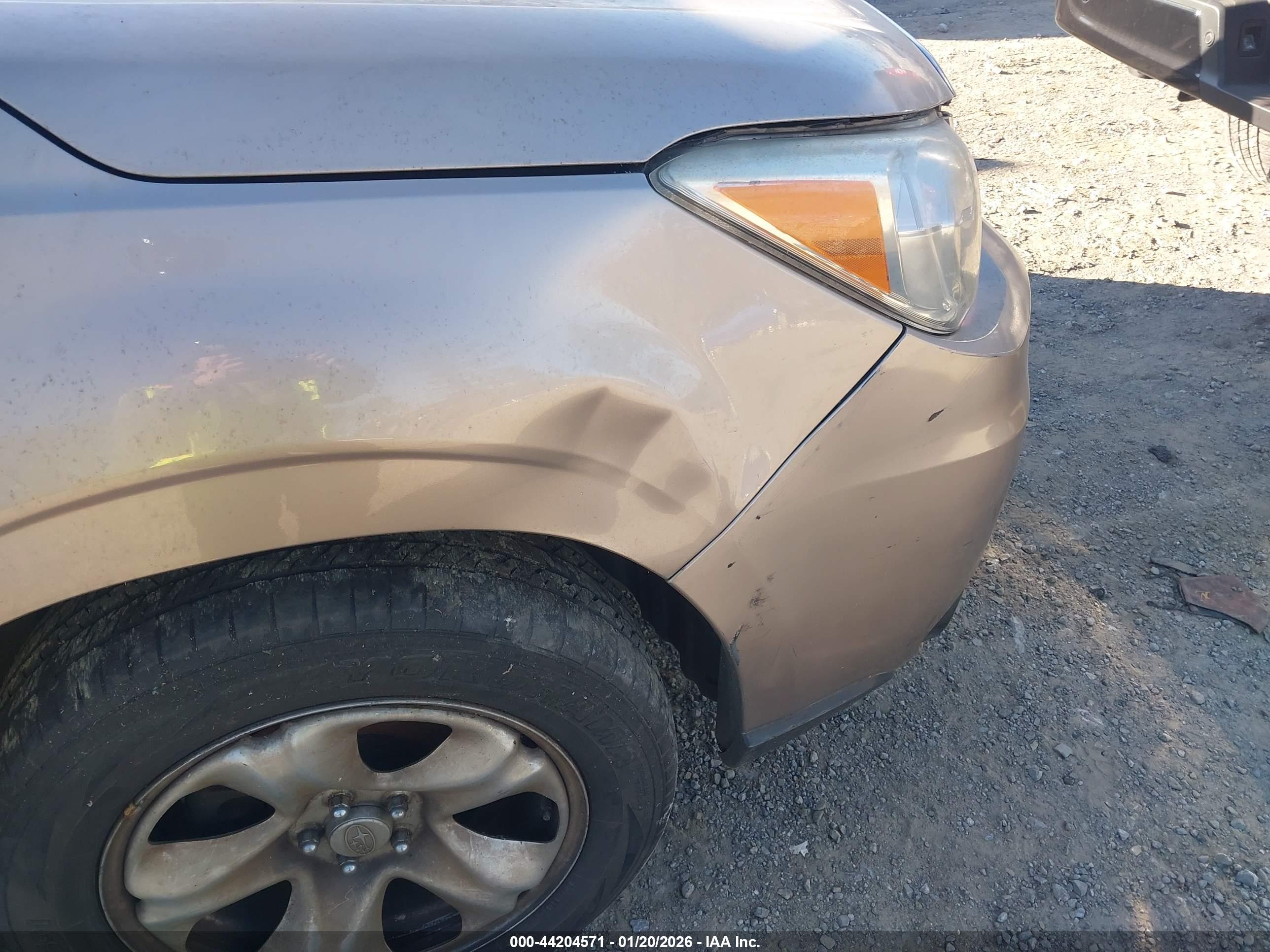 SUBARU FORESTER image 6