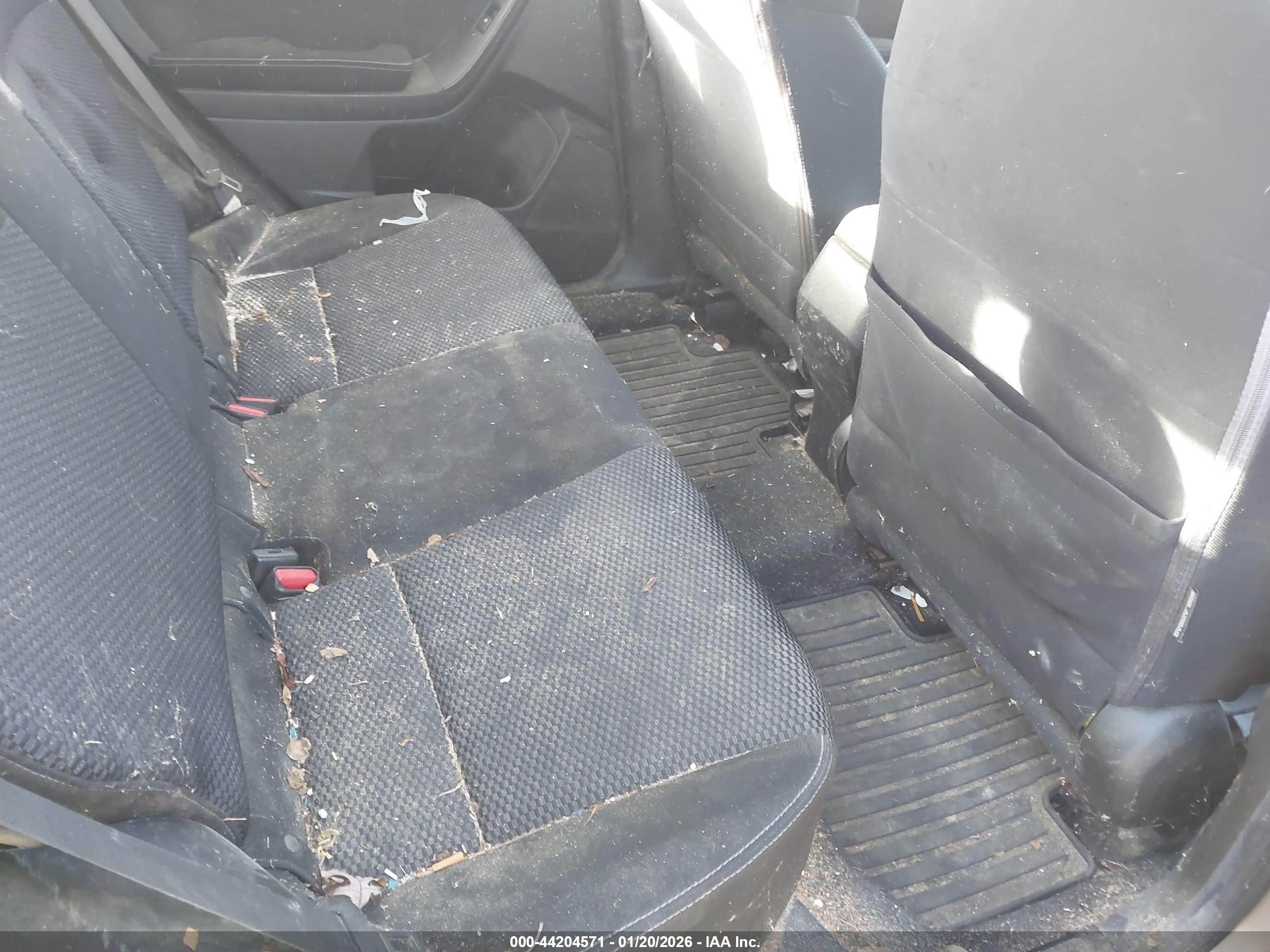 SUBARU FORESTER image 8