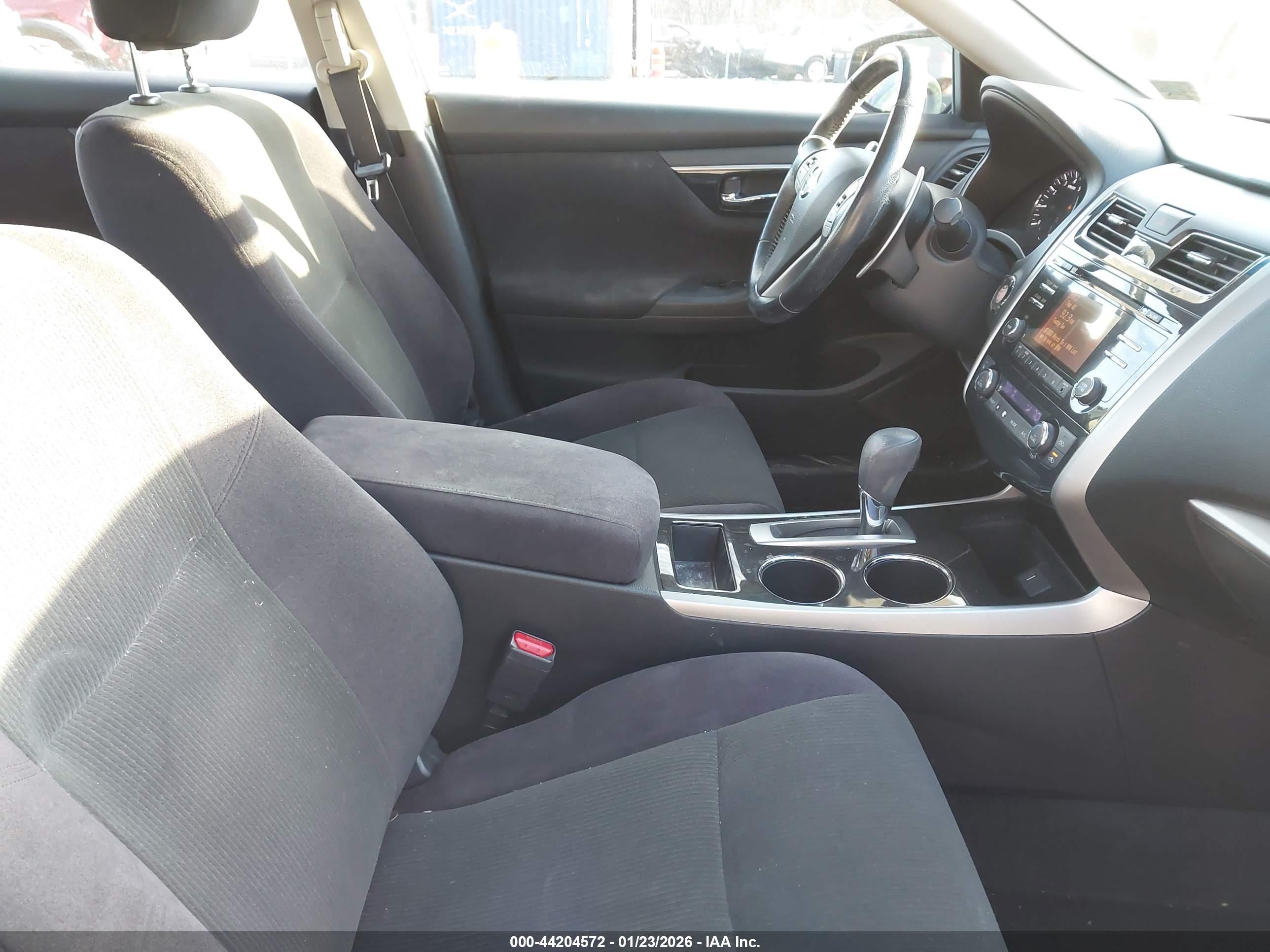 NISSAN ALTIMA image 5