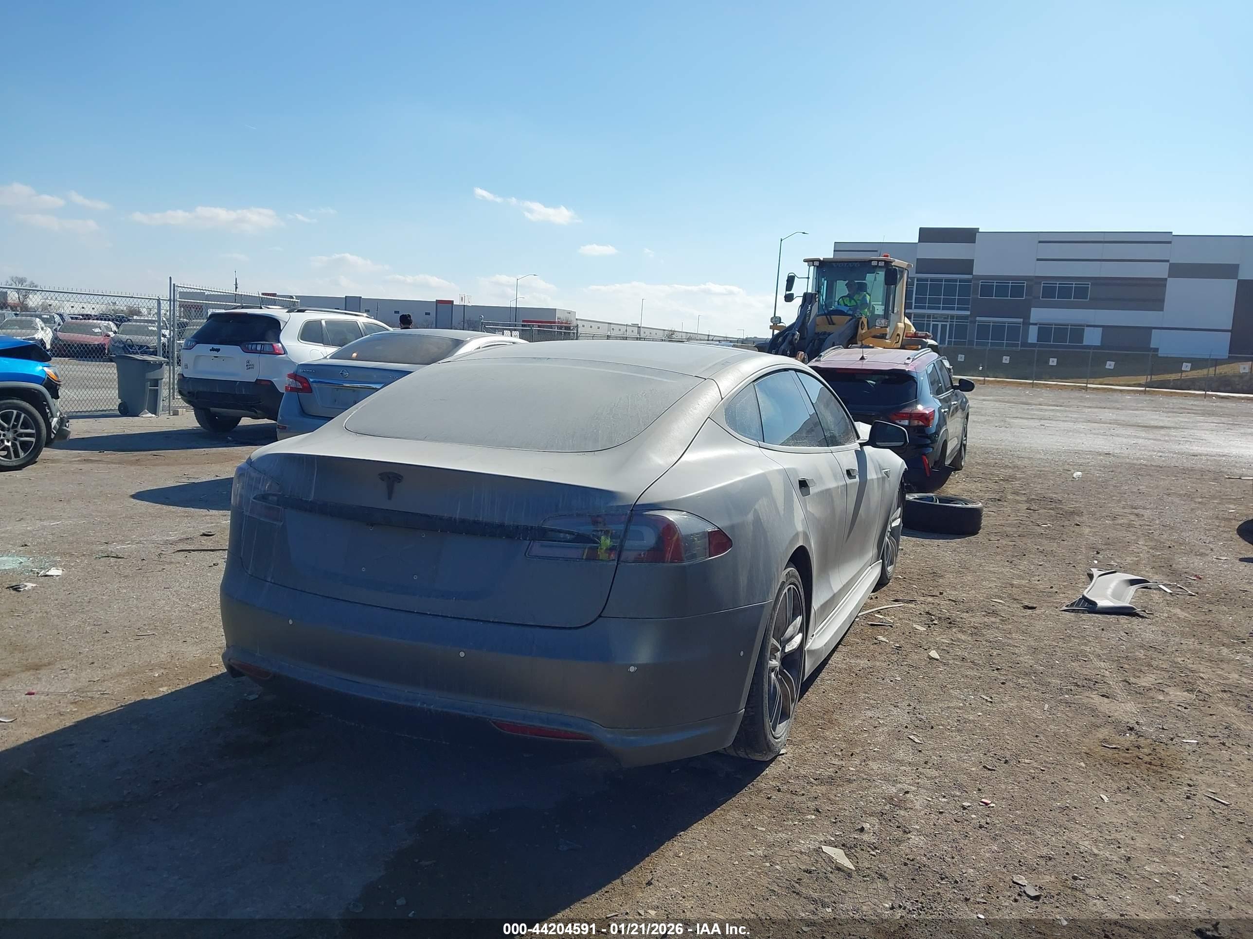 TESLA MODEL image 4