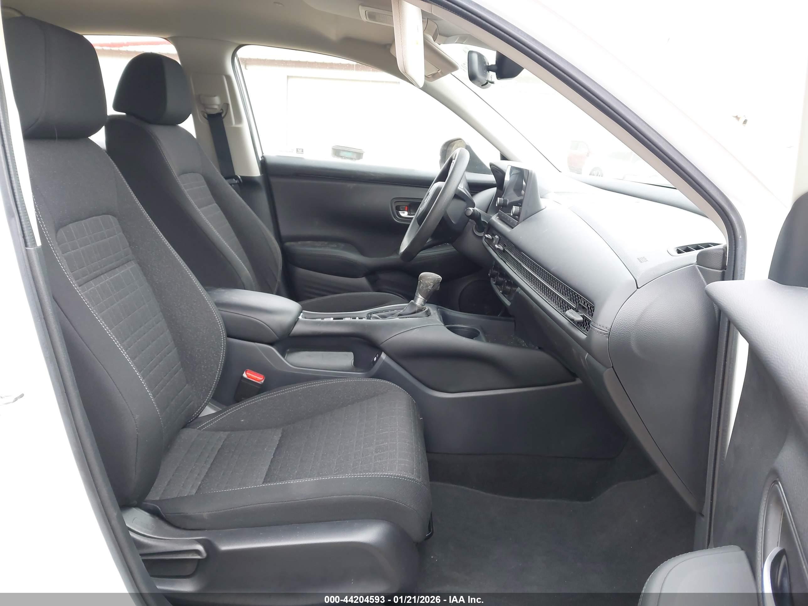HONDA HR-V image 5