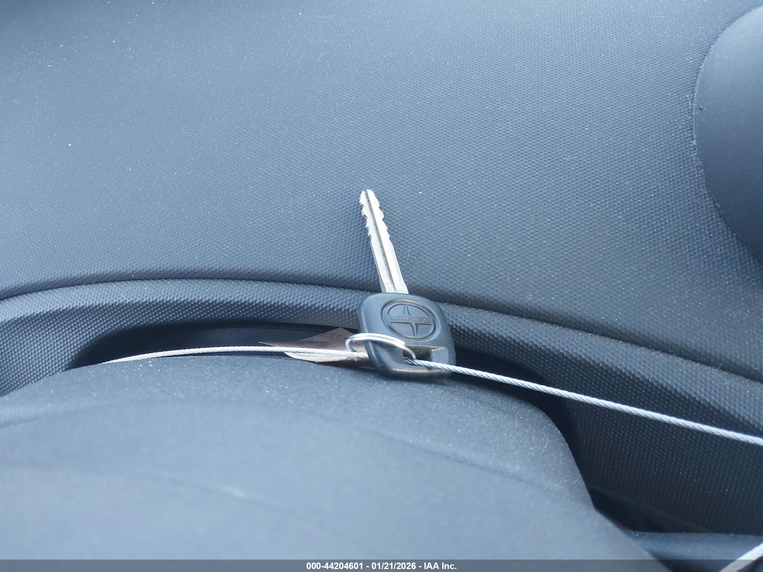 SCION XA image 11