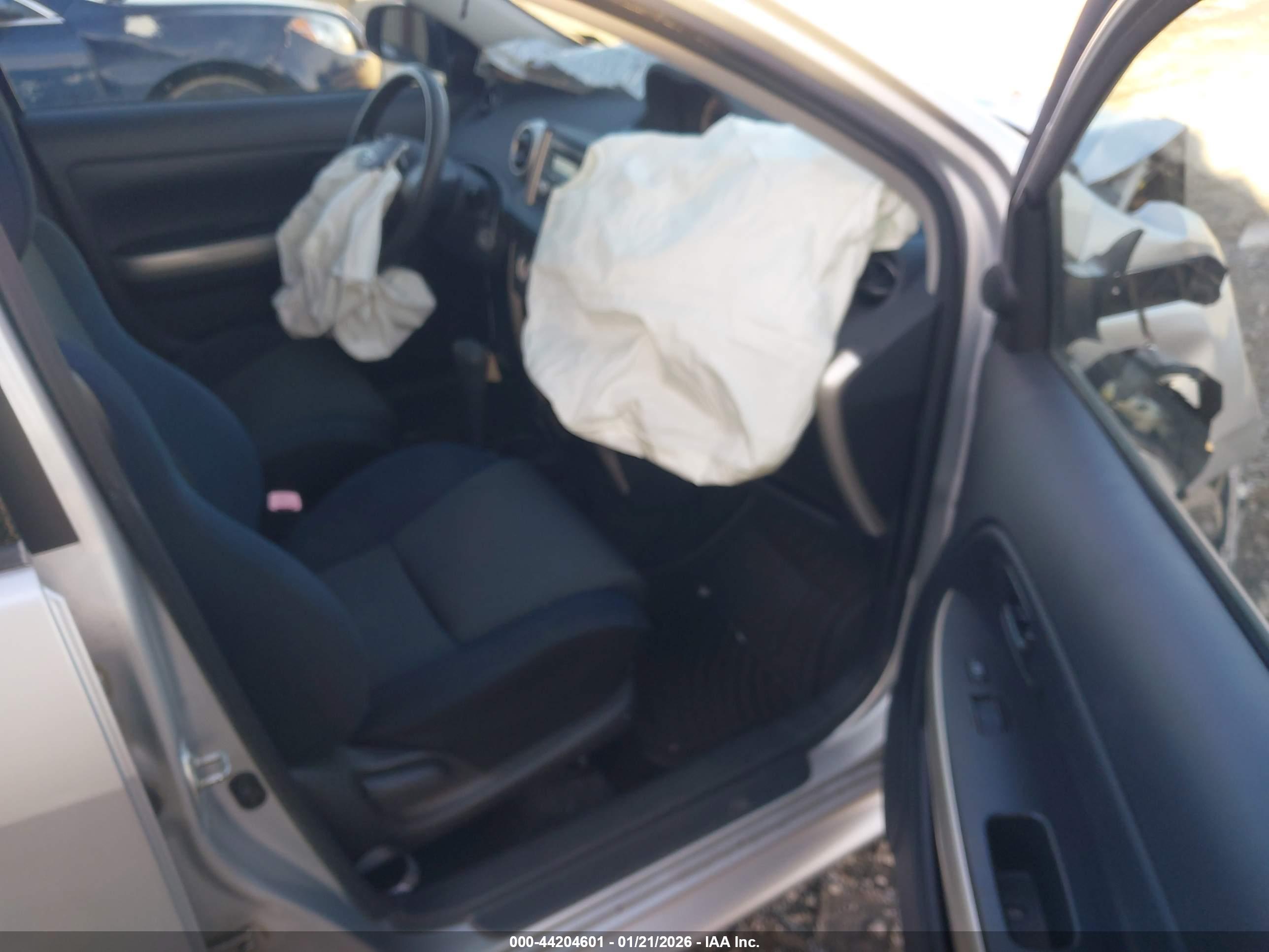 SCION XA image 5