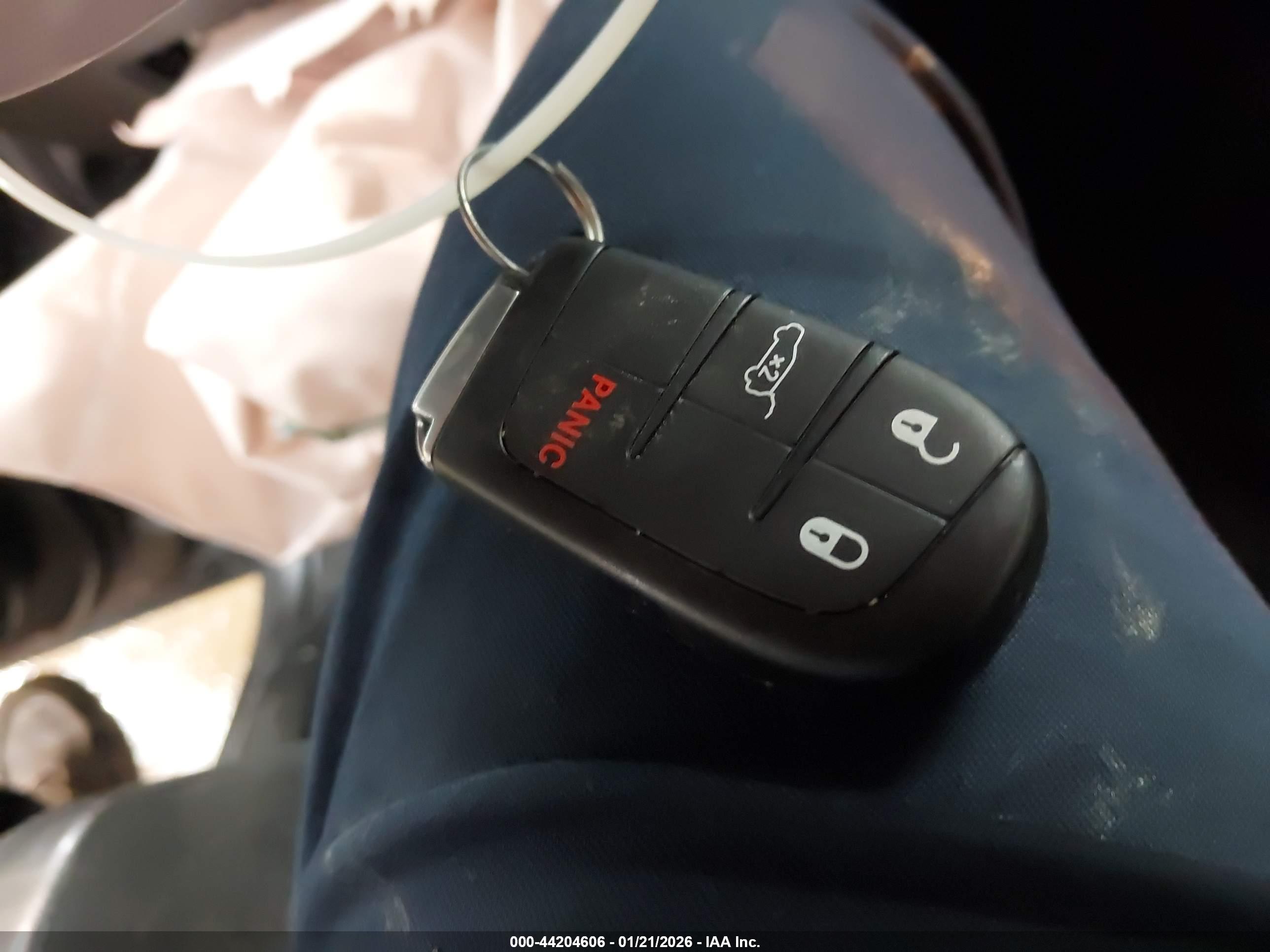 JEEP GRAND image 11