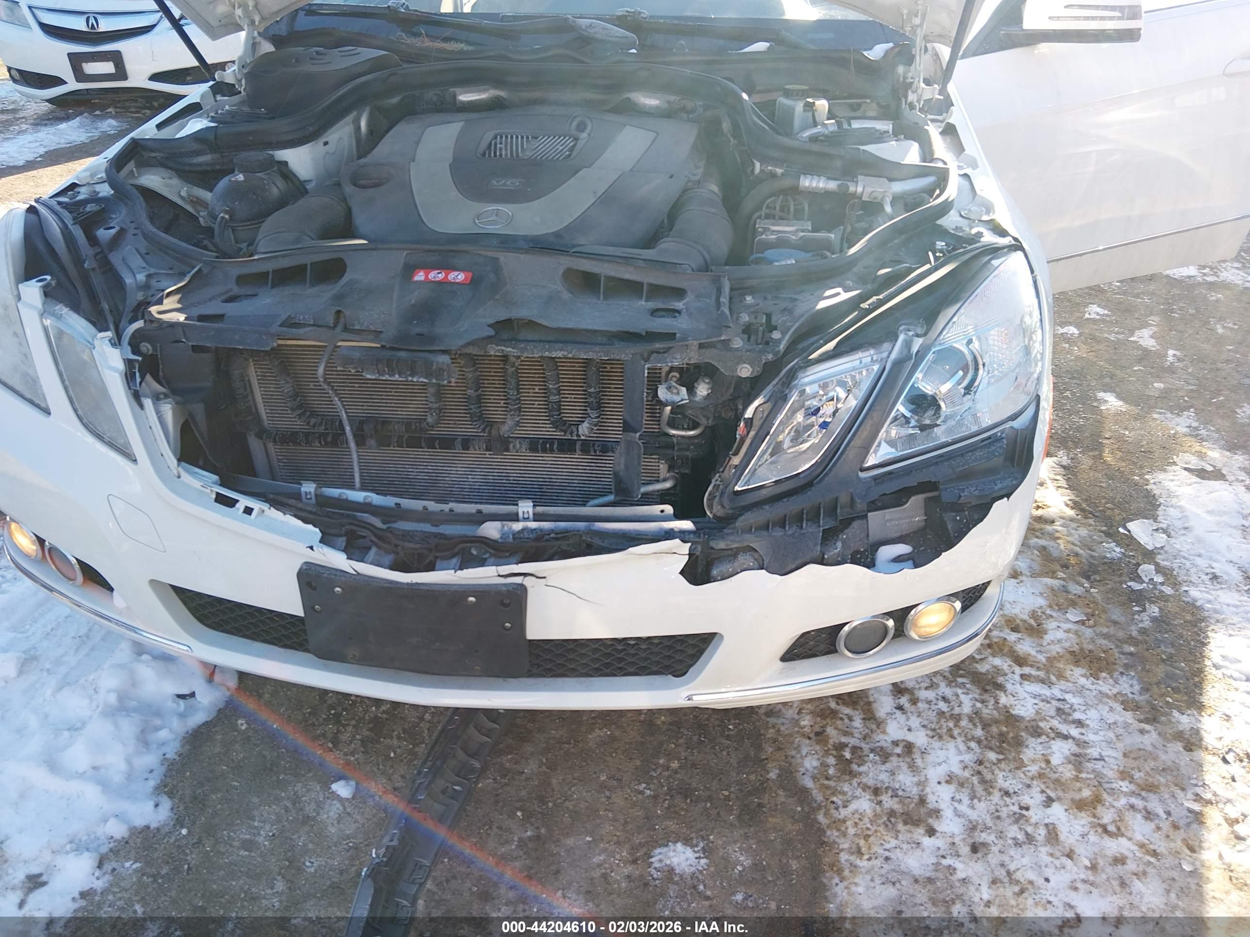 MERCEDES-BENZ E image 6