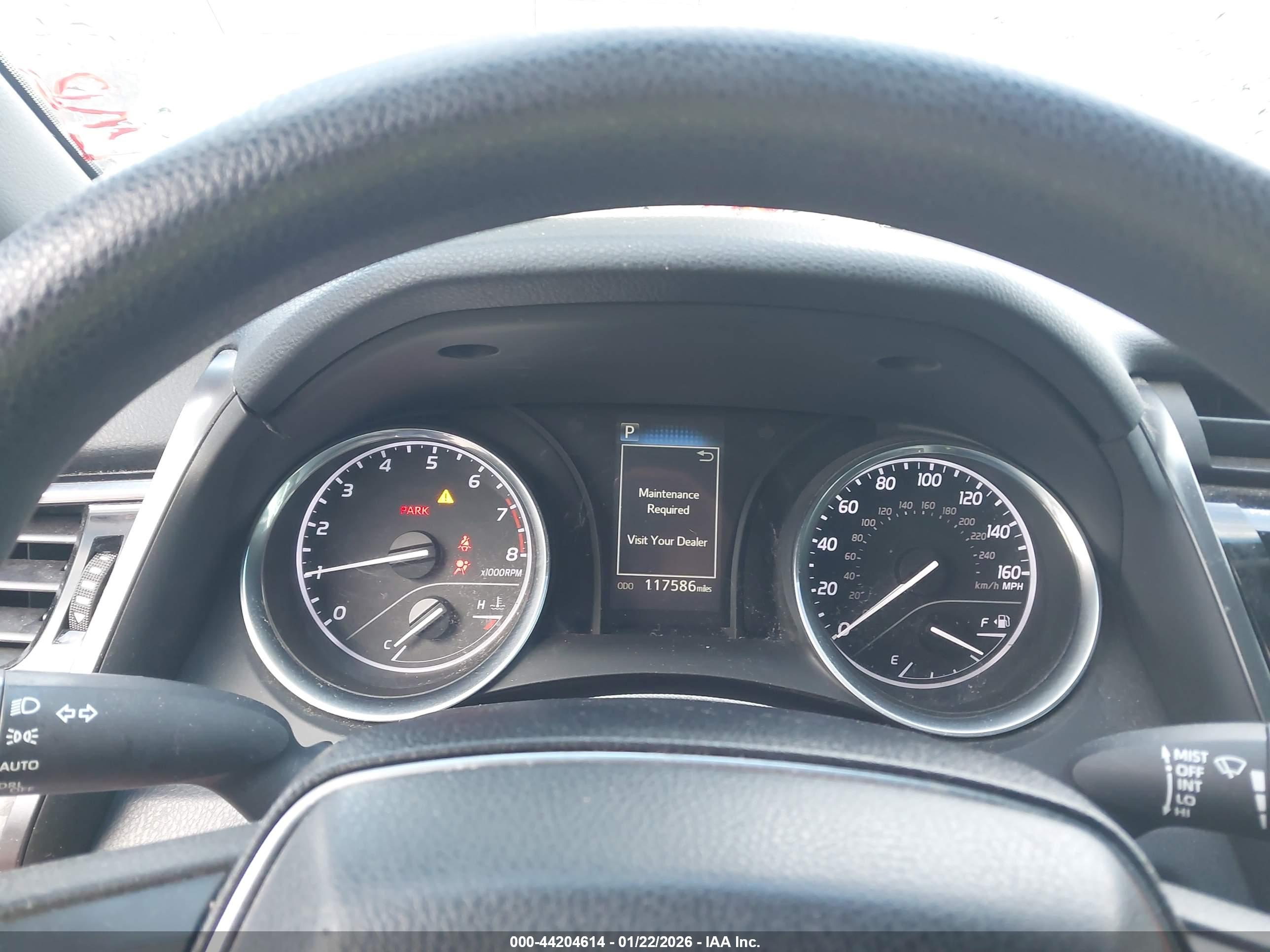 TOYOTA CAMRY image 7